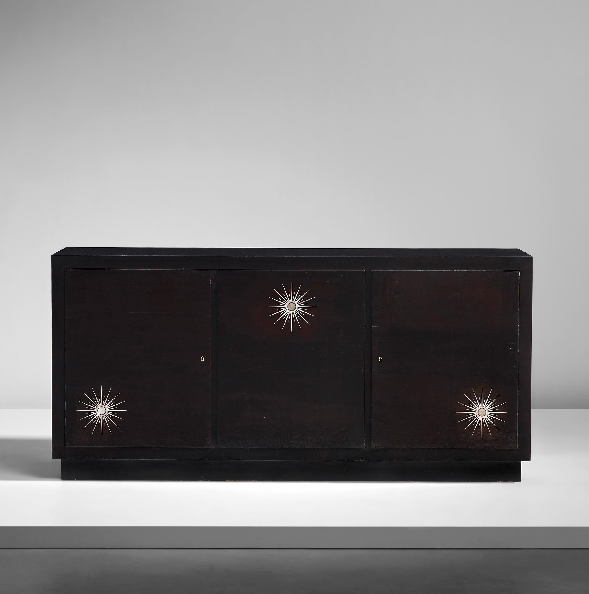 <p><strong>ECKART MUTHESIUS</strong> <em>Important sideboard, from the Maharaja of Indore's Banquet Hall, Manik Bagh Palace, Indore</em>, circa 1931</p>