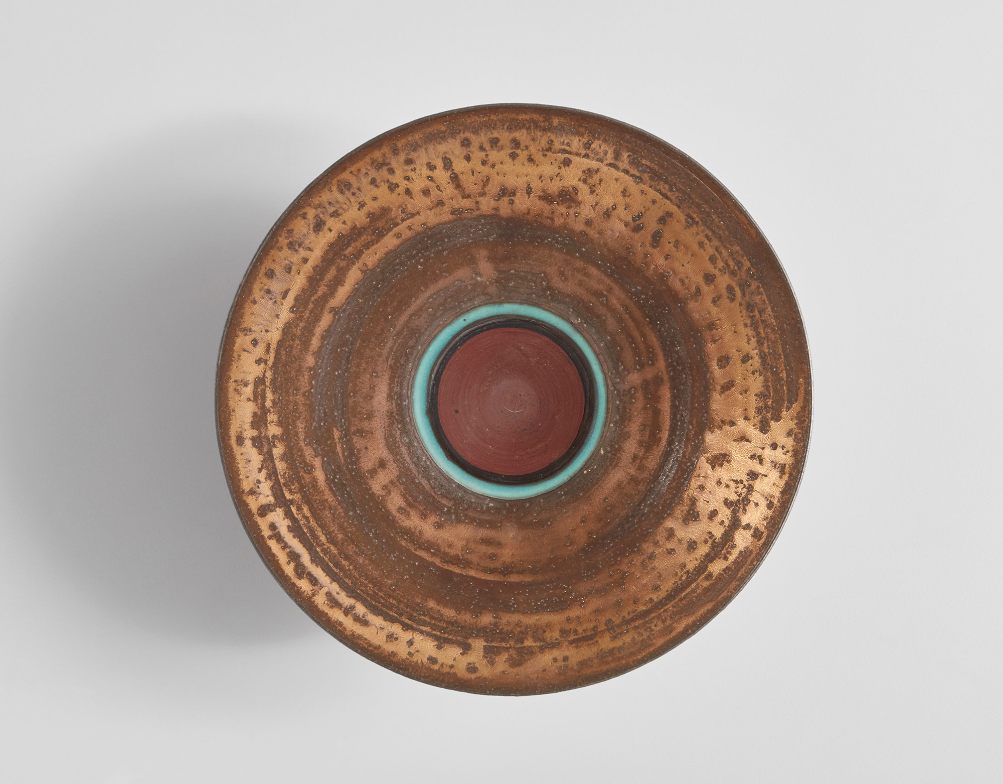 <p><strong>LUCIE RIE</strong> <em>Bowl</em>, circa 1983</p>