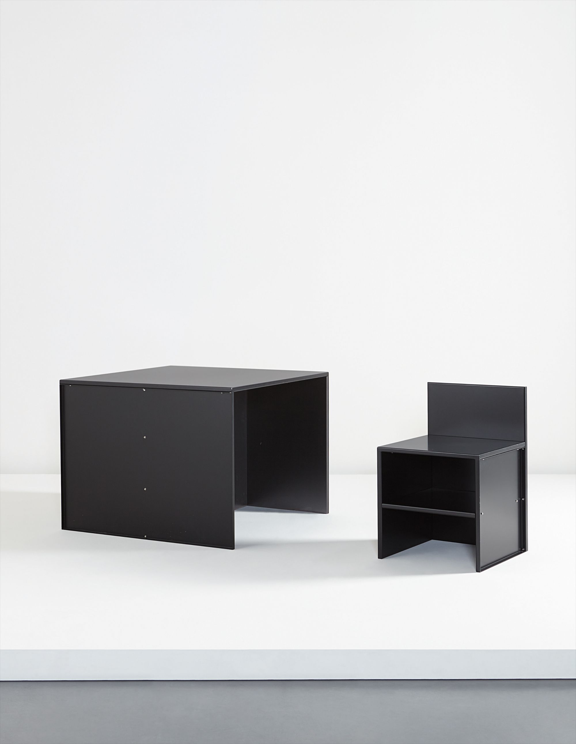 Donald Judd Möbel Furniture Arche Donald Judd - Möbel Furniture - Arche