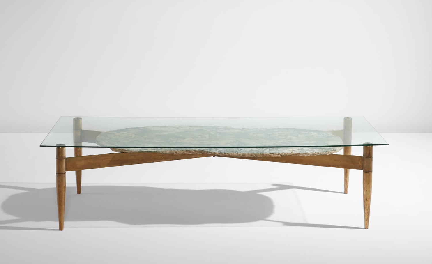 <p><strong>GIO PONTI&nbsp;</strong><em>Coffee table</em>, circa 1948</p>
