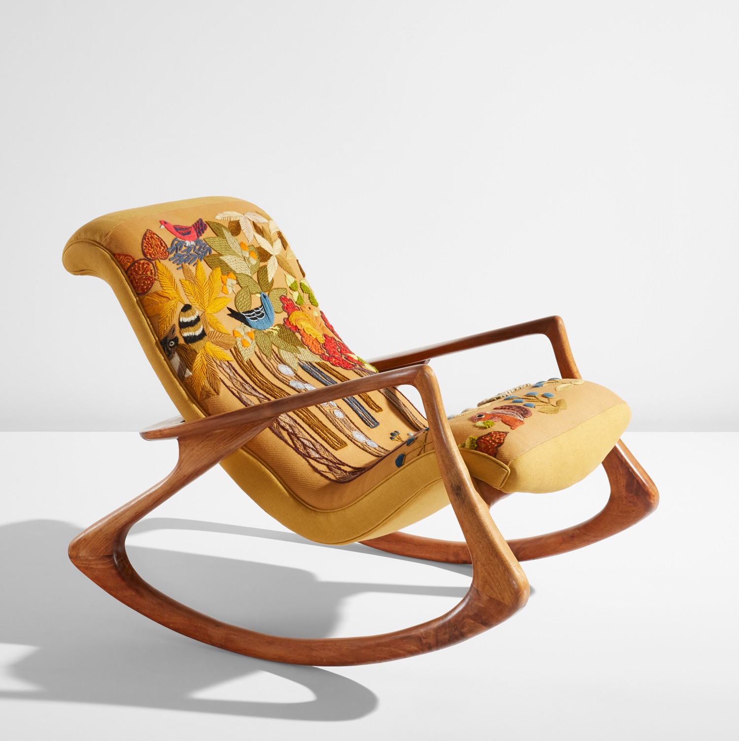 <p><strong>VLADIMIR KAGAN</strong><em>&quot;Contour&quot; rocking chair, model no. 175F</em>, circa 1955</p>
