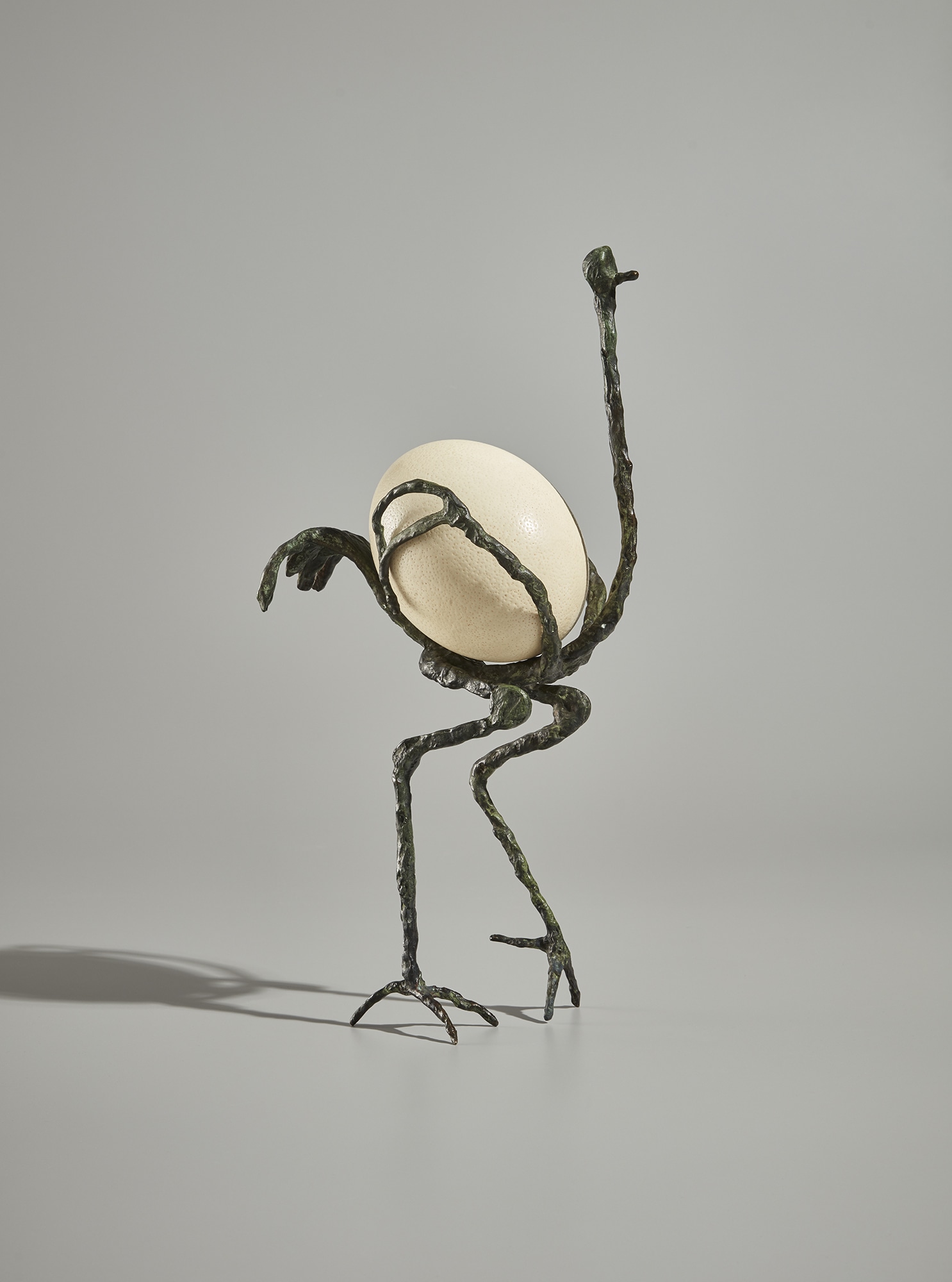 <p><strong>DIEGO GIACOMETTI</strong> “<em>L’Autruche”</em>, designed circa 1977</p>