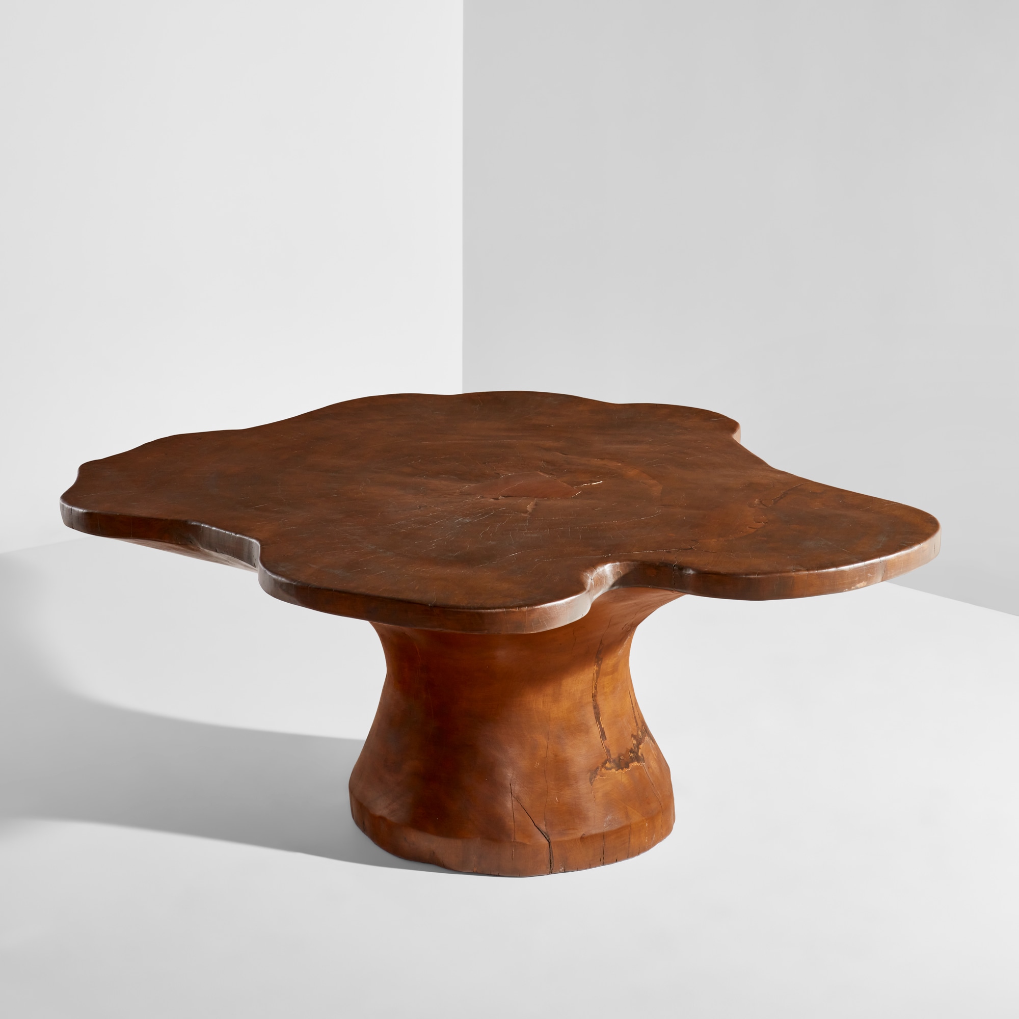 <p><strong>JOS&Eacute; ZANINE CALDAS</strong>&nbsp;<em>Rare dining table</em>, 1977</p>
