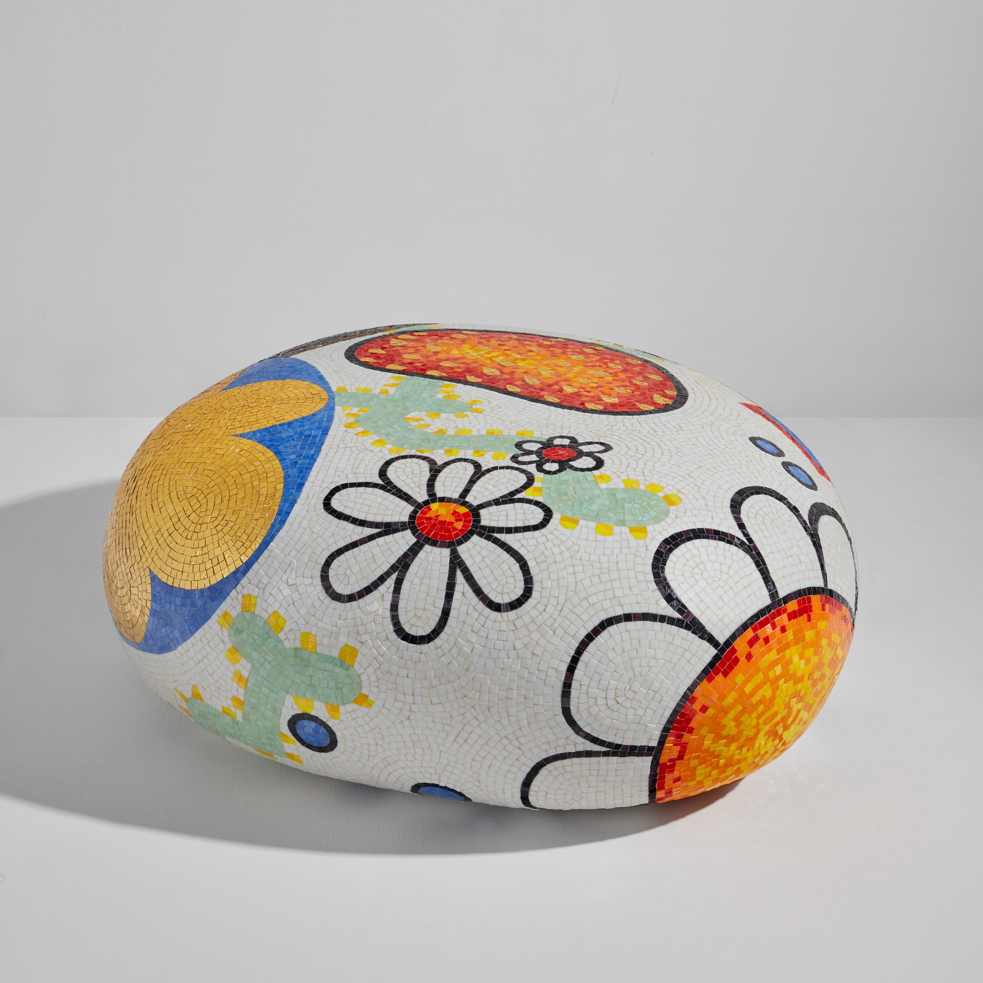 <p><strong>MARCEL WANDERS</strong> <em>Coffee table from the "Pebbles" collection,</em> designed 2004</p>