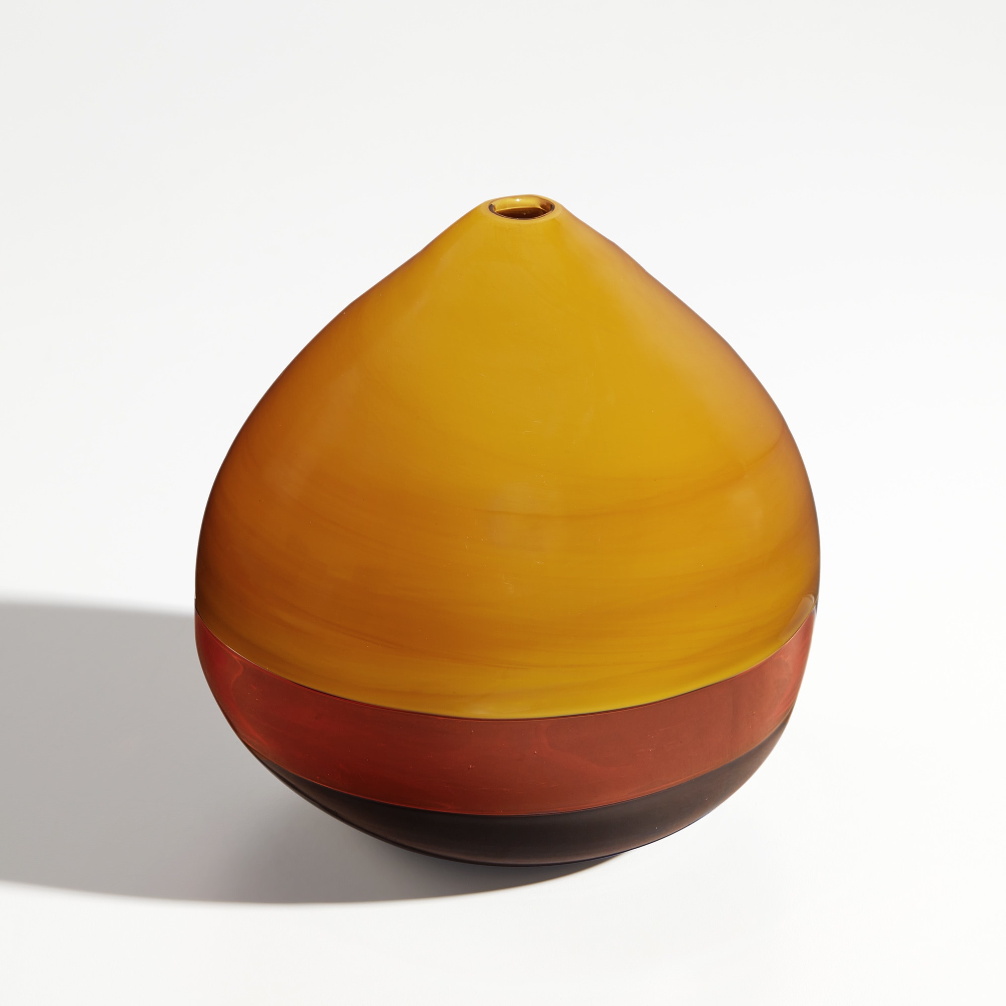 <p><strong>THOMAS STEARNS </strong><em>&quot;Cappello del Doge&quot; vase</em></p>
