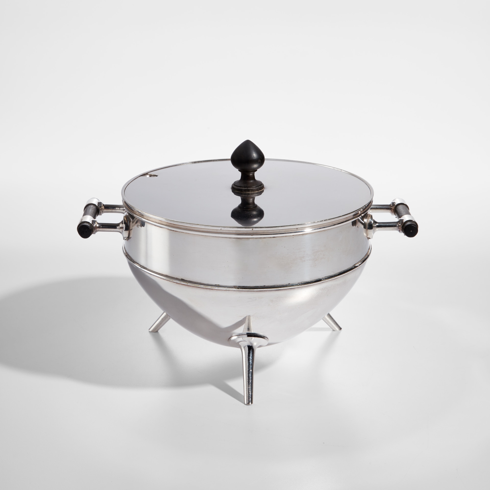 <p><strong>CHRISTOPHER DRESSER </strong><em>Tureen,</em> circa 1880</p>
