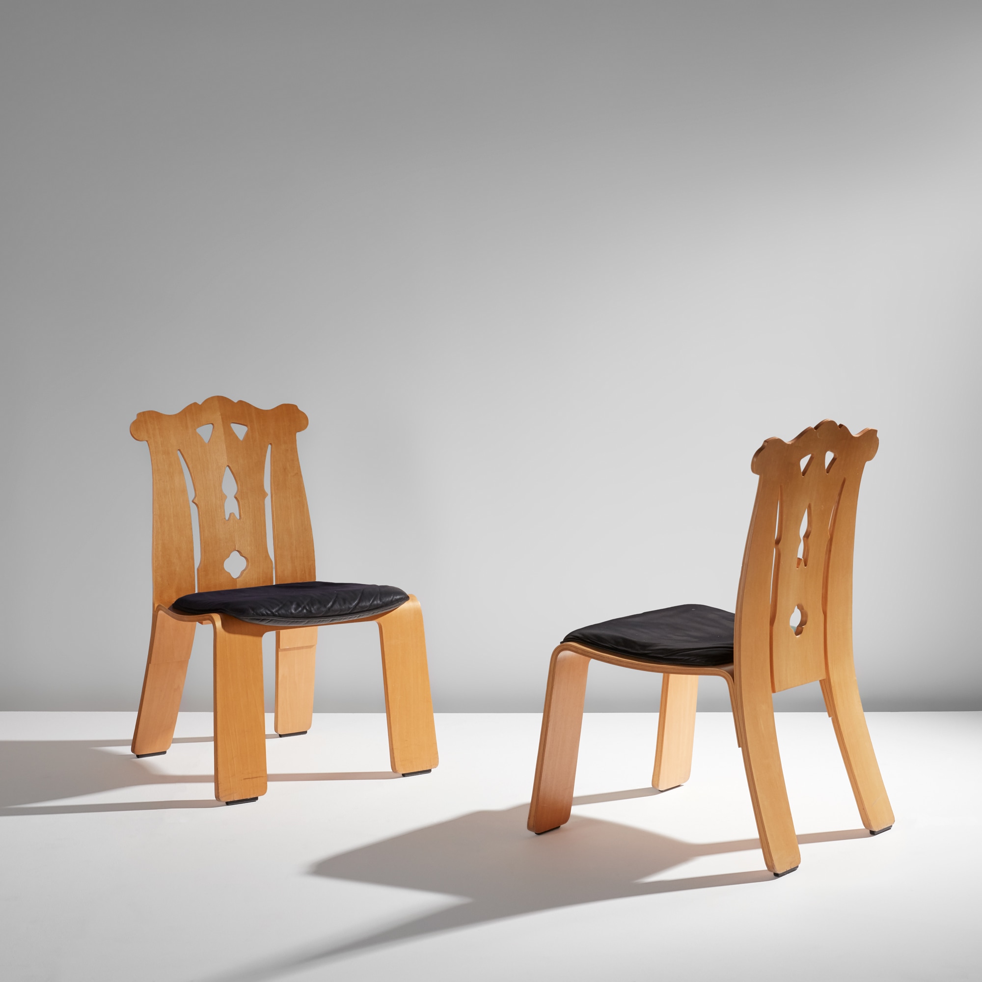 <p><strong>ROBERT VENTURI AND DENISE SCOTT BROWN</strong> <em>Pair of "Chippendale" chairs</em>, circa 1984</p>