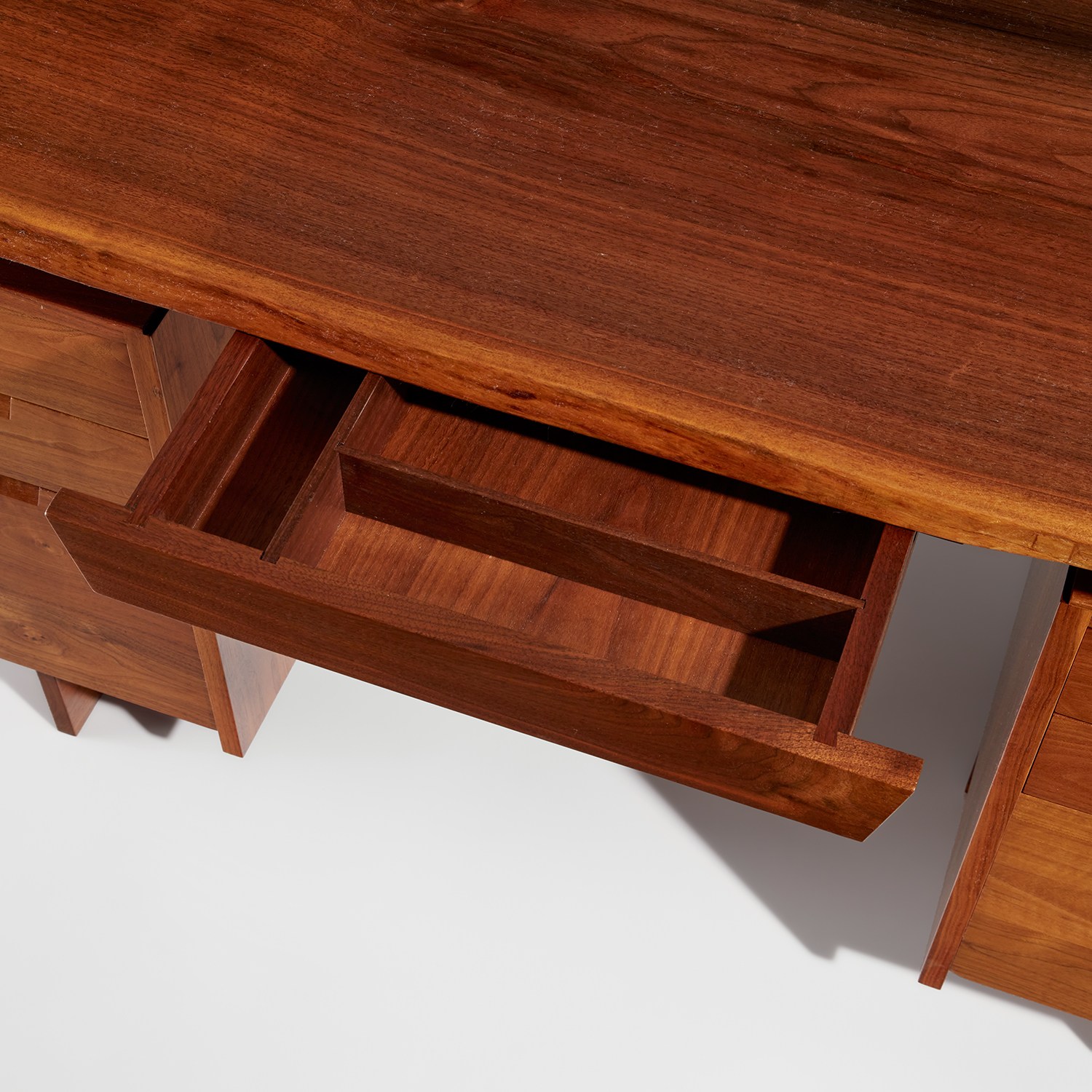 Walnut Object 検)e Nakashima George Nakashima Design