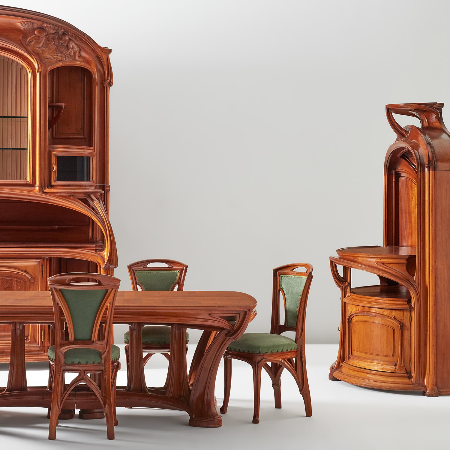 CHARLOTTE PERRIAND and JEAN PROUVÉ Jean Prouvé and Charlotte Perriand Design