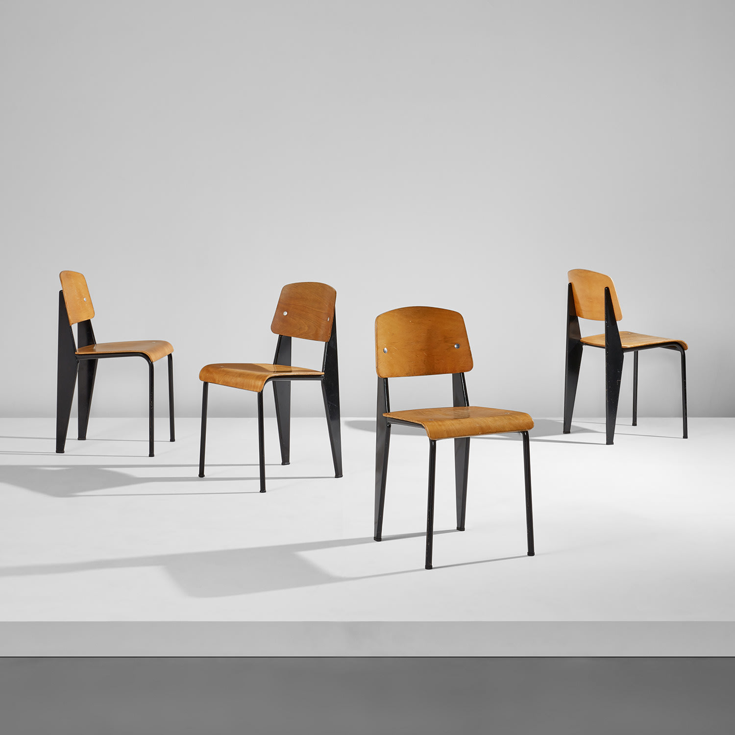 【 新品 】Jean Prouvé 106: JEAN PROUVÉ, Standard chair, no. 305 < Design, 12 June