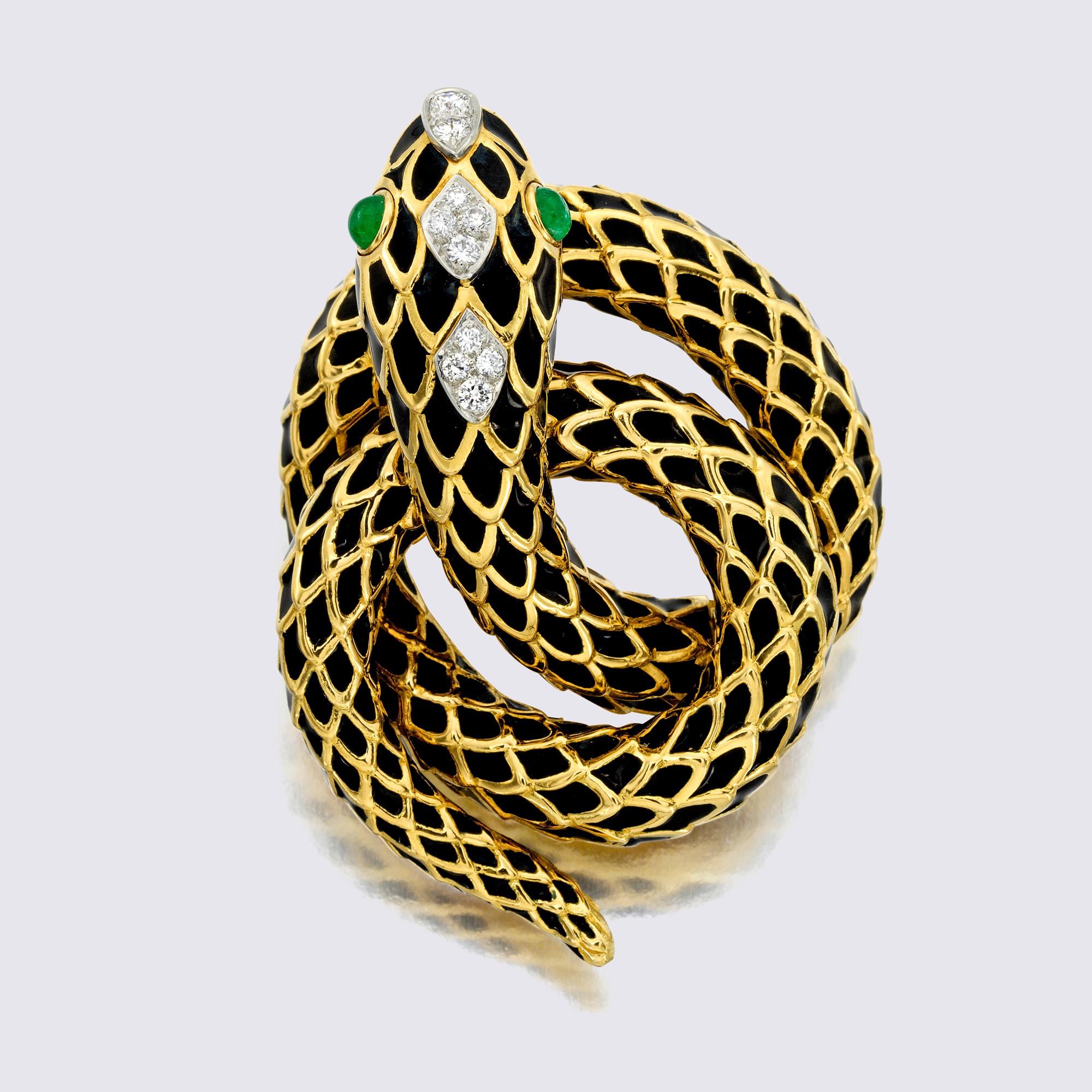 <p><strong>DAVID WEBB</strong> <em>Enamel, Emerald and Diamond Pendant/Brooch</em></p>