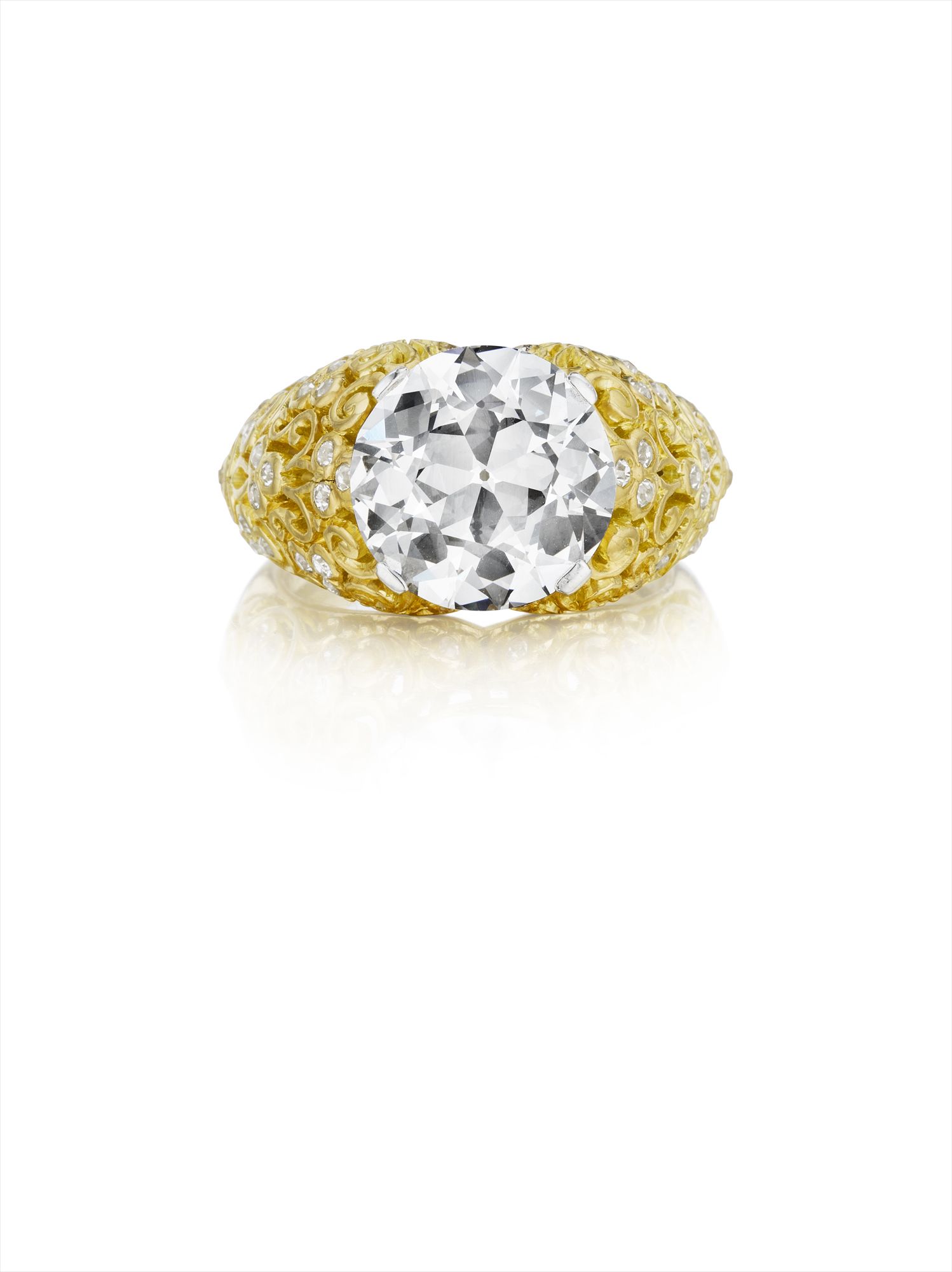 <b>CARTIER</b> An Impressive Diamond Ring