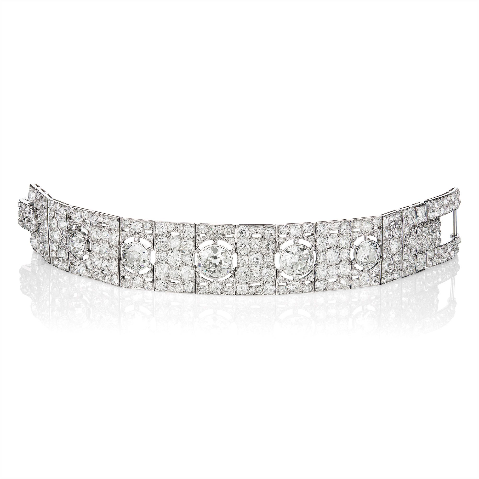 <b>Hennell</b> <i>An Impressive Art Deco Diamond Bracelet</i>