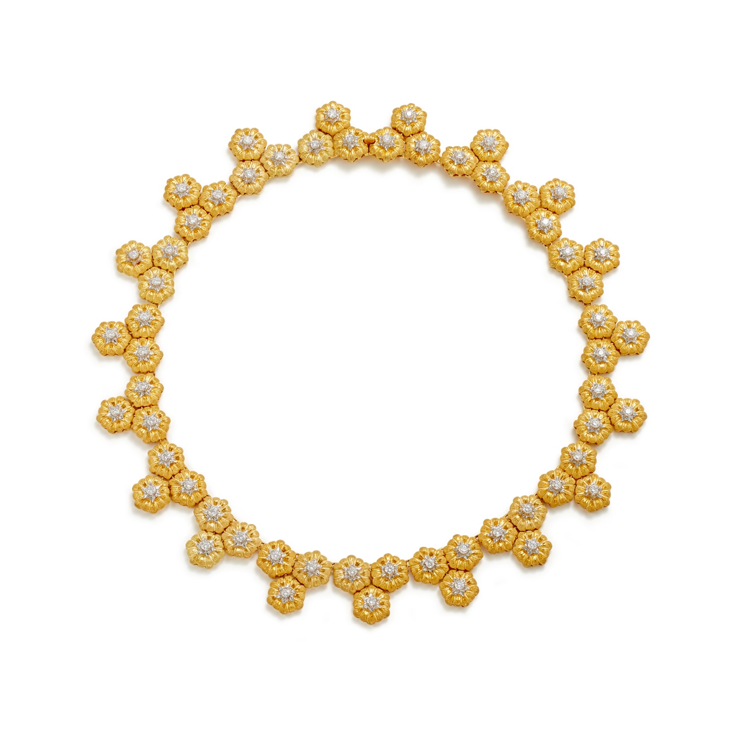 <p><strong>BUCCELLATI.</strong> A Diamond and Gold Necklace</p>