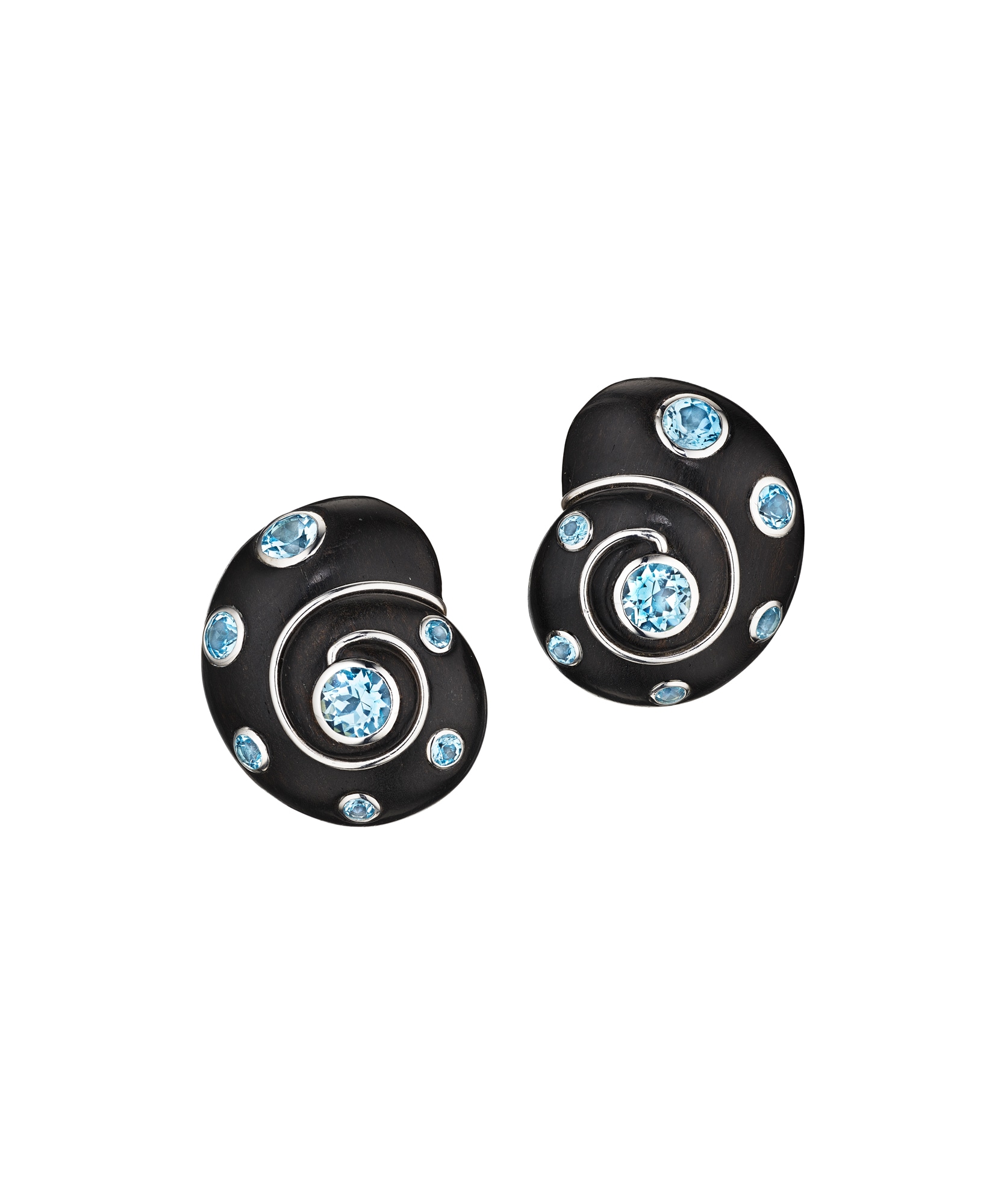 <p><strong>VERDURA </strong><em>Pair of Topaz and Wood Earclips</em> </p>