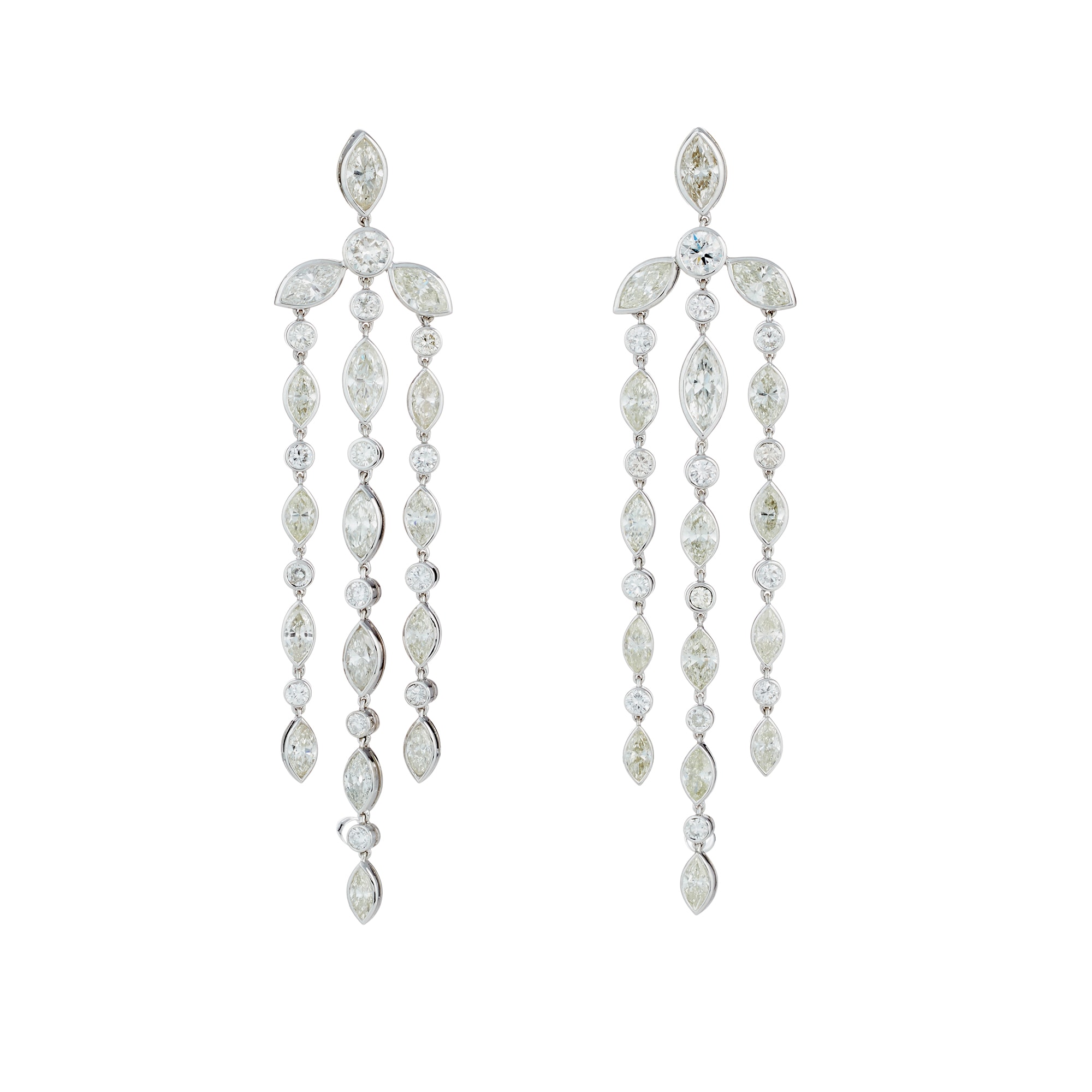 <p>A Pair of Diamond and Platinum Earrings</p>