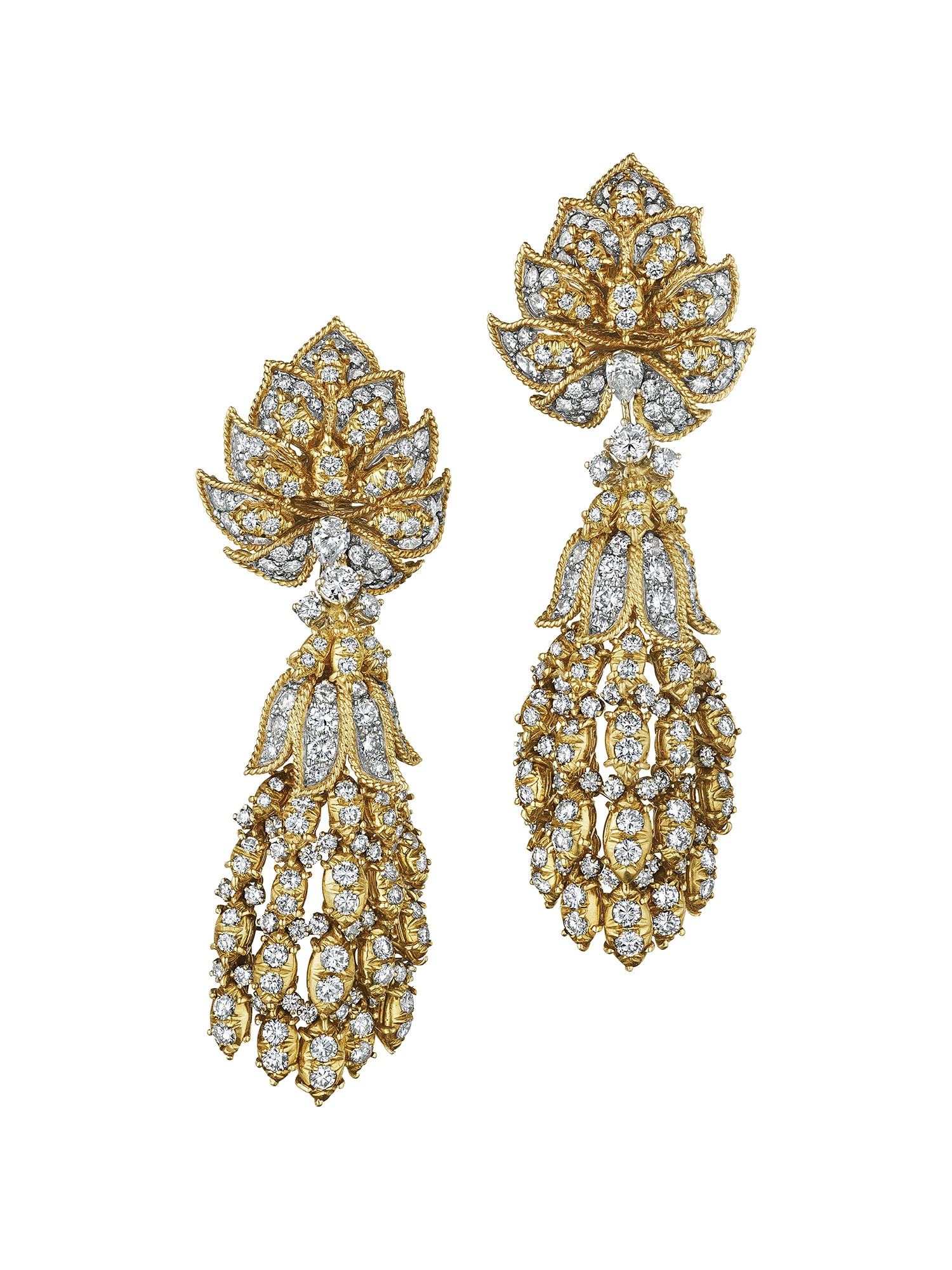 <p><strong>HARRY WINSTON</strong> A Pair of Convertible Diamond and Bi-Colored Gold Earclips</p>