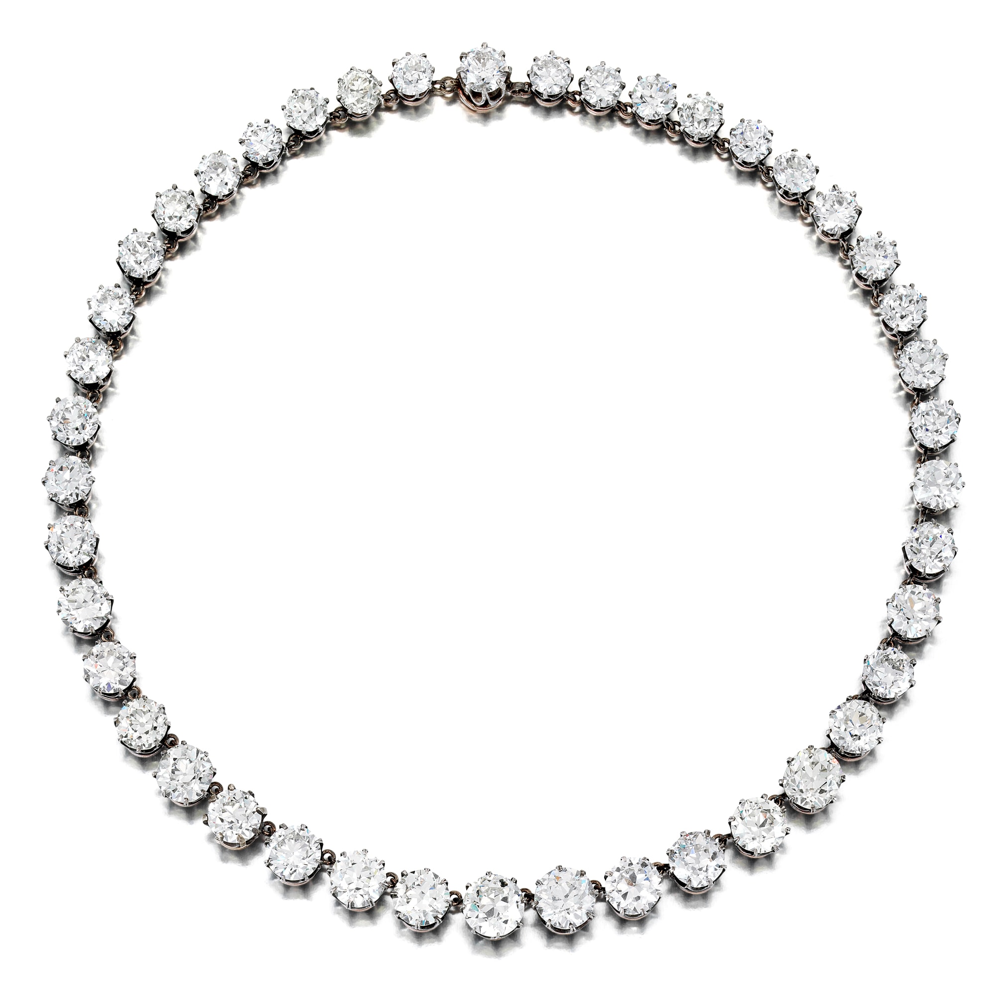 <p><em>Antique Diamond Necklace</em></p>
