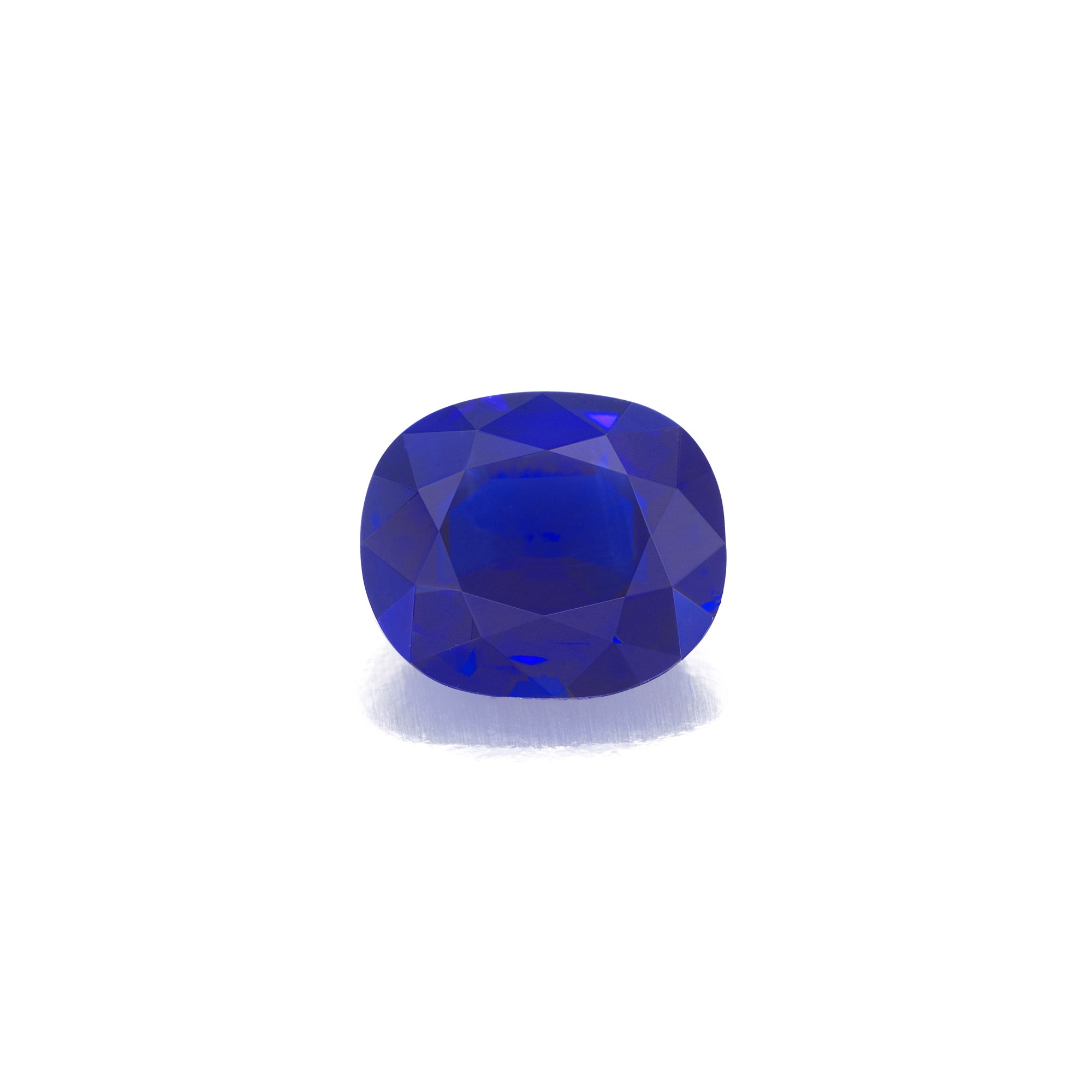 <p><em>Unmounted Kashmir Sapphire</em></p>
