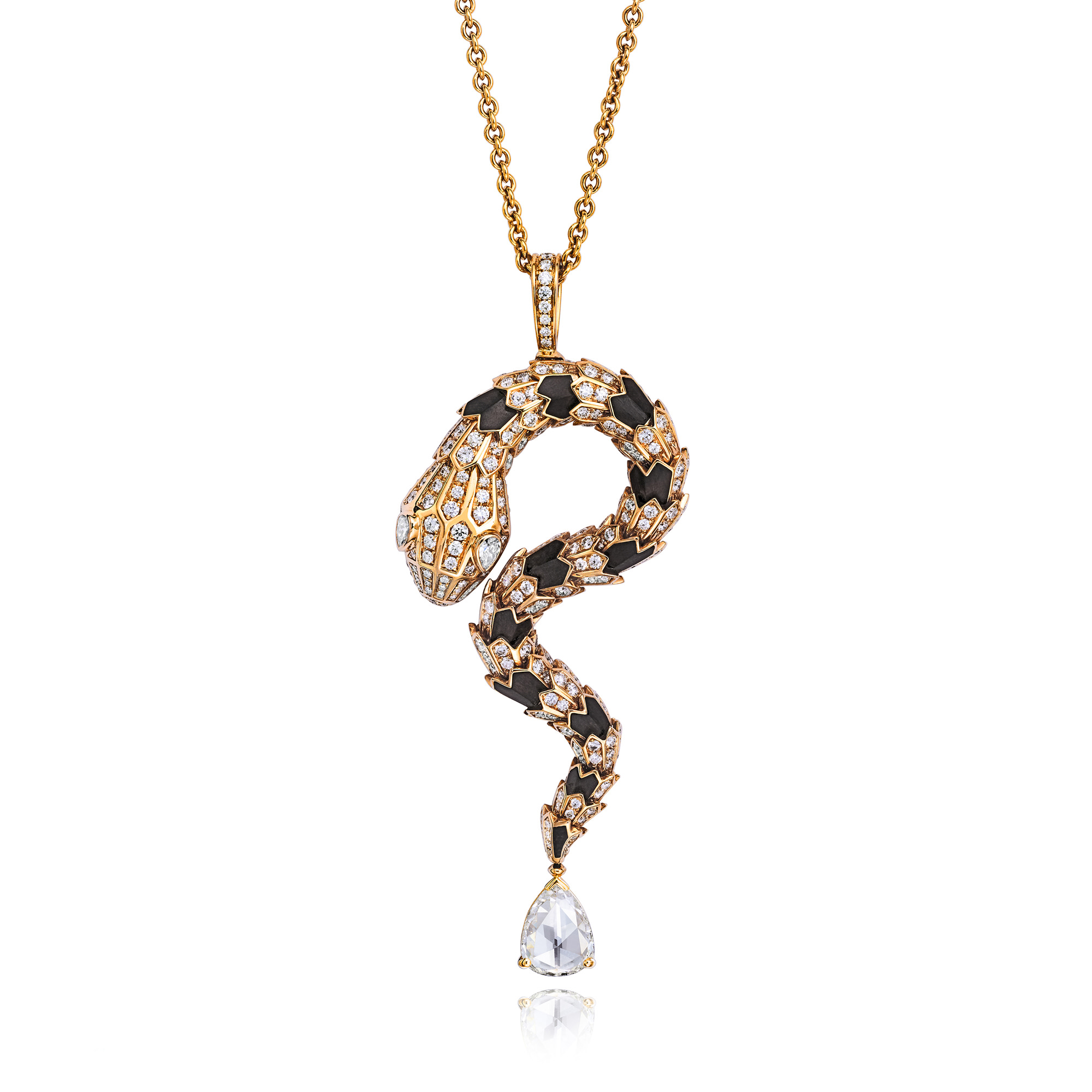 <p><strong>BULGARI&nbsp;</strong><em>Diamond and Wood Pendent Necklace, &#39;Serpenti&#39;</em></p>
