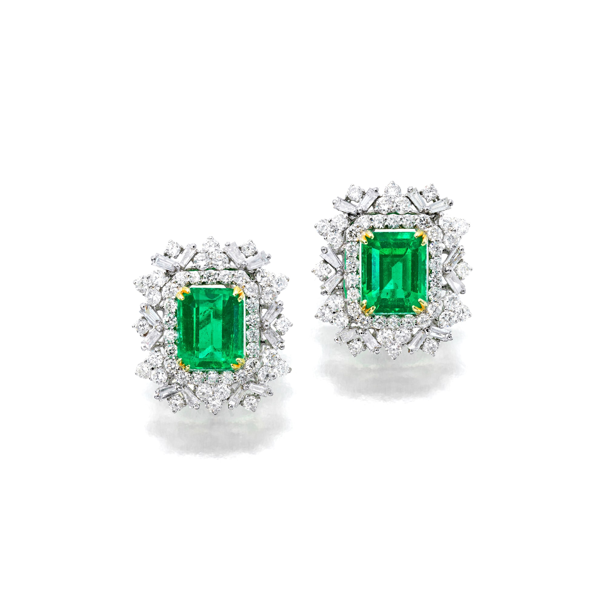 <p><em>Pair of Emerald and Diamond Earrings</em></p>
