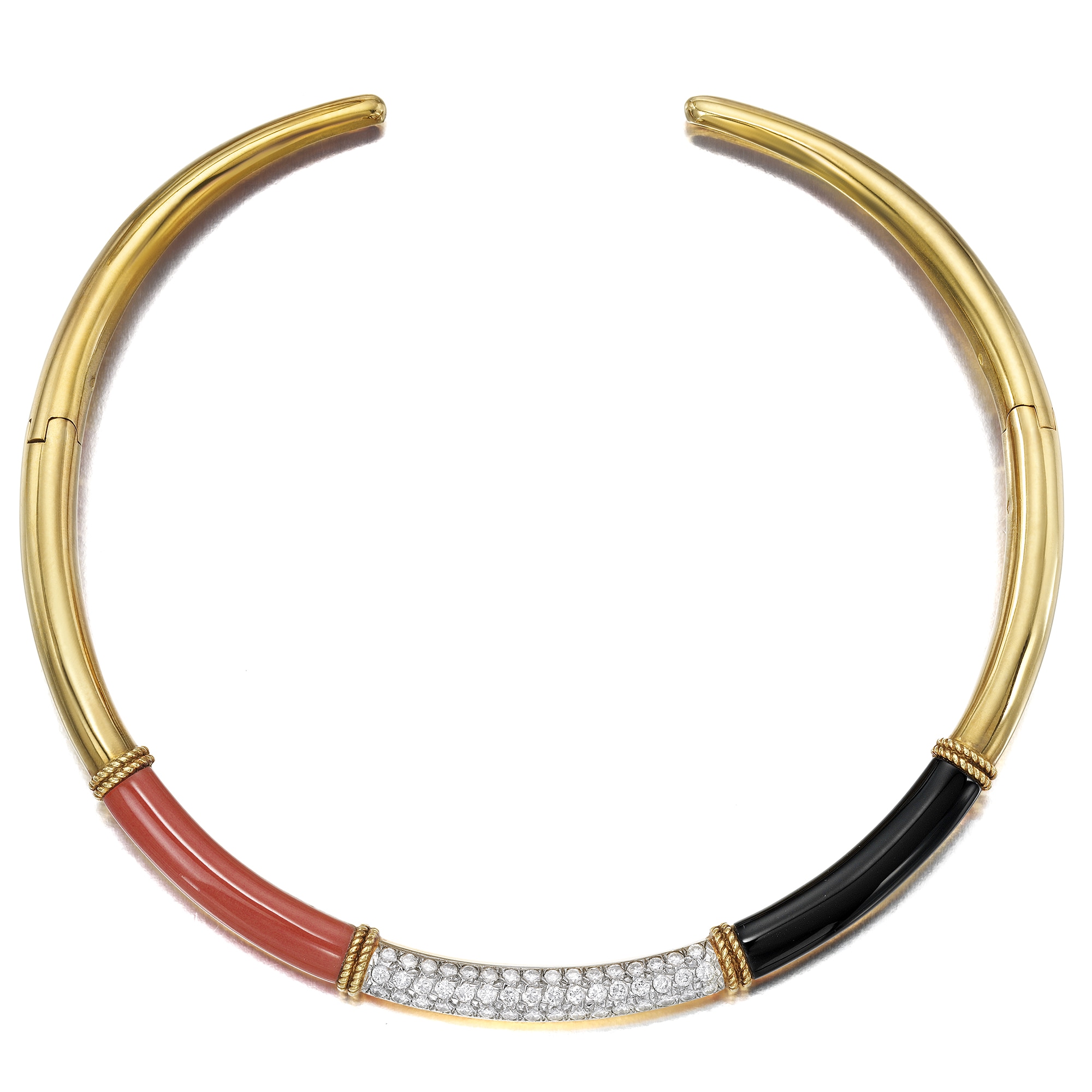 <p><strong>FRED PARIS</strong> <em>Coral, Onyx and Diamond Necklace</em></p>
