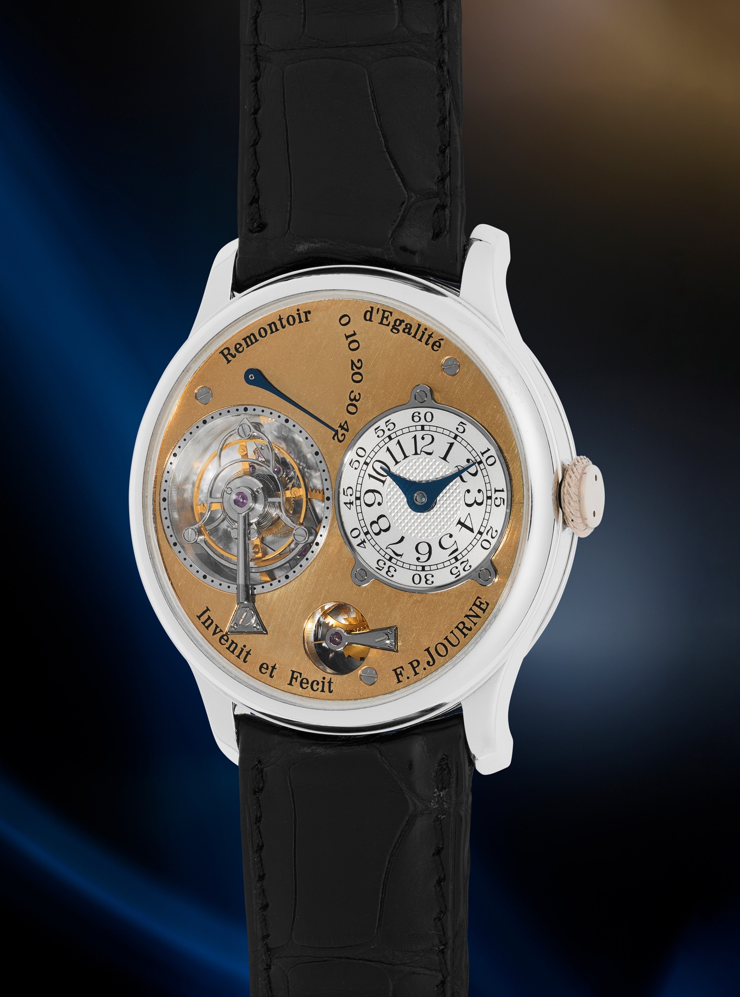 <p><strong>F.P. JOURNE</strong> <em>Tourbillon Souverain No. 43/99T in platinum with early &quot;reflective&quot; dial and shallow engravings</em>, circa 1999</p>
