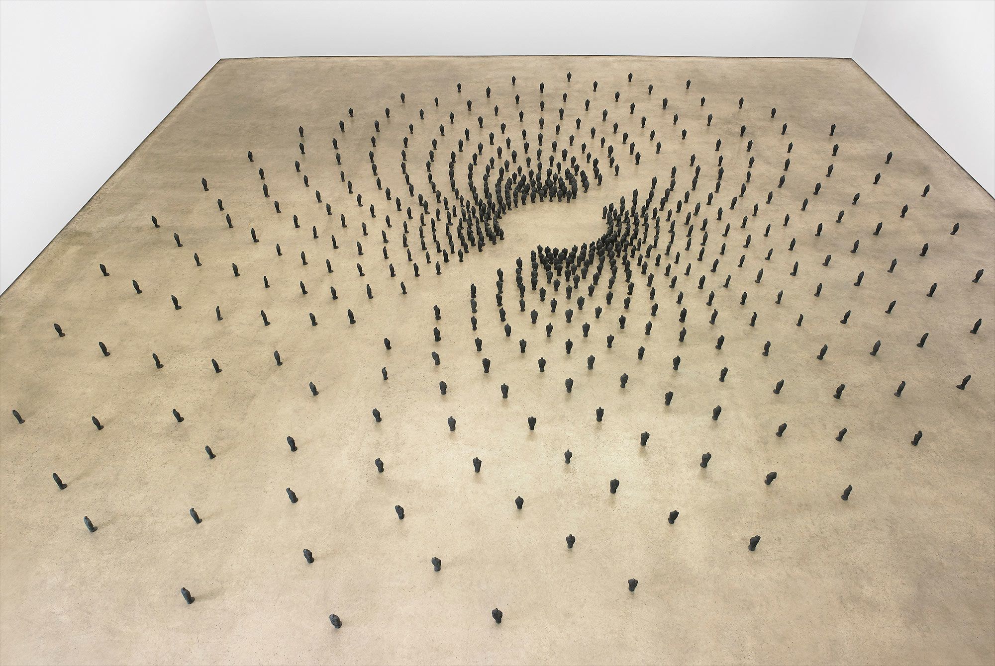 <b>ANTONY GORMLEY</b><i> Field II</i>, 1989