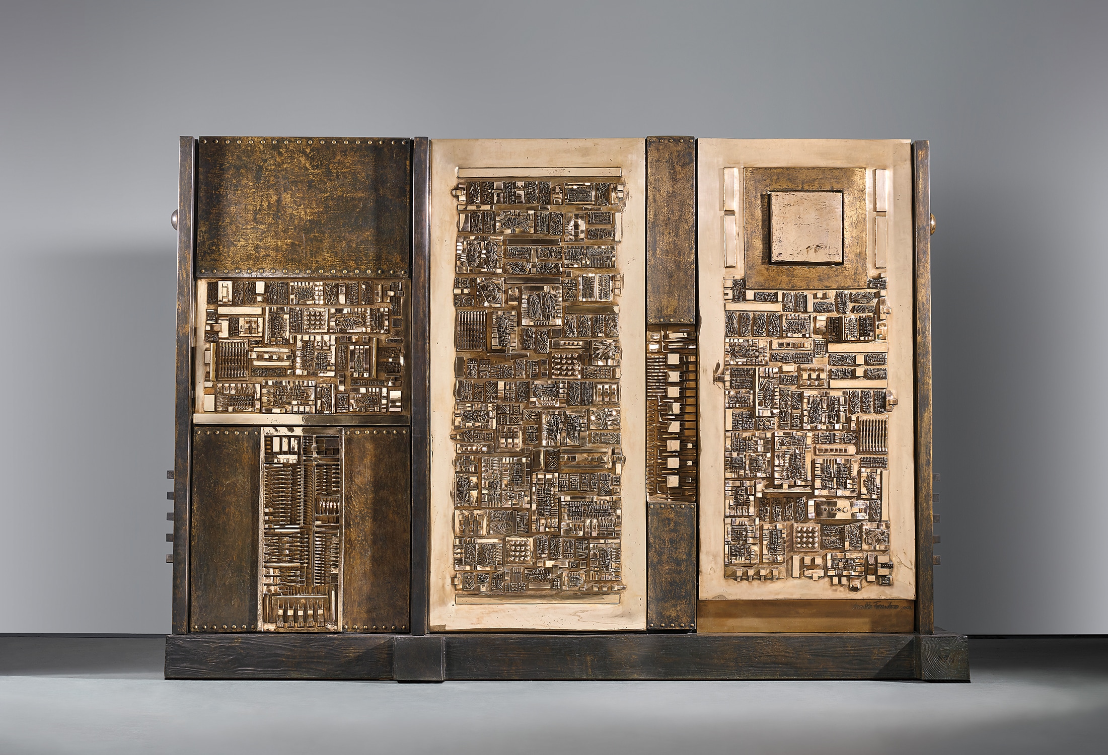 <b>ARNALDO POMODORO</b> <i>Grande Tavola Della Memoria</i>, 1959-65