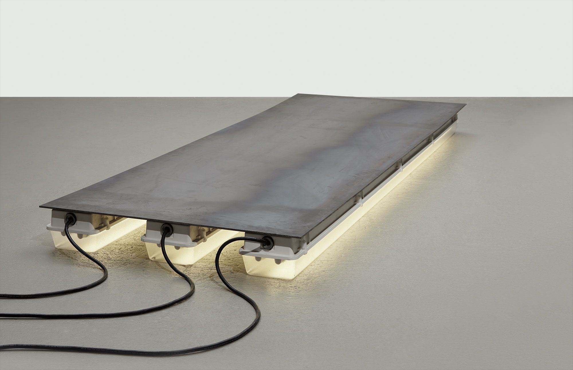 <b>OSCAR TUAZON</b> <i>I gave my name to it</i>, 2010