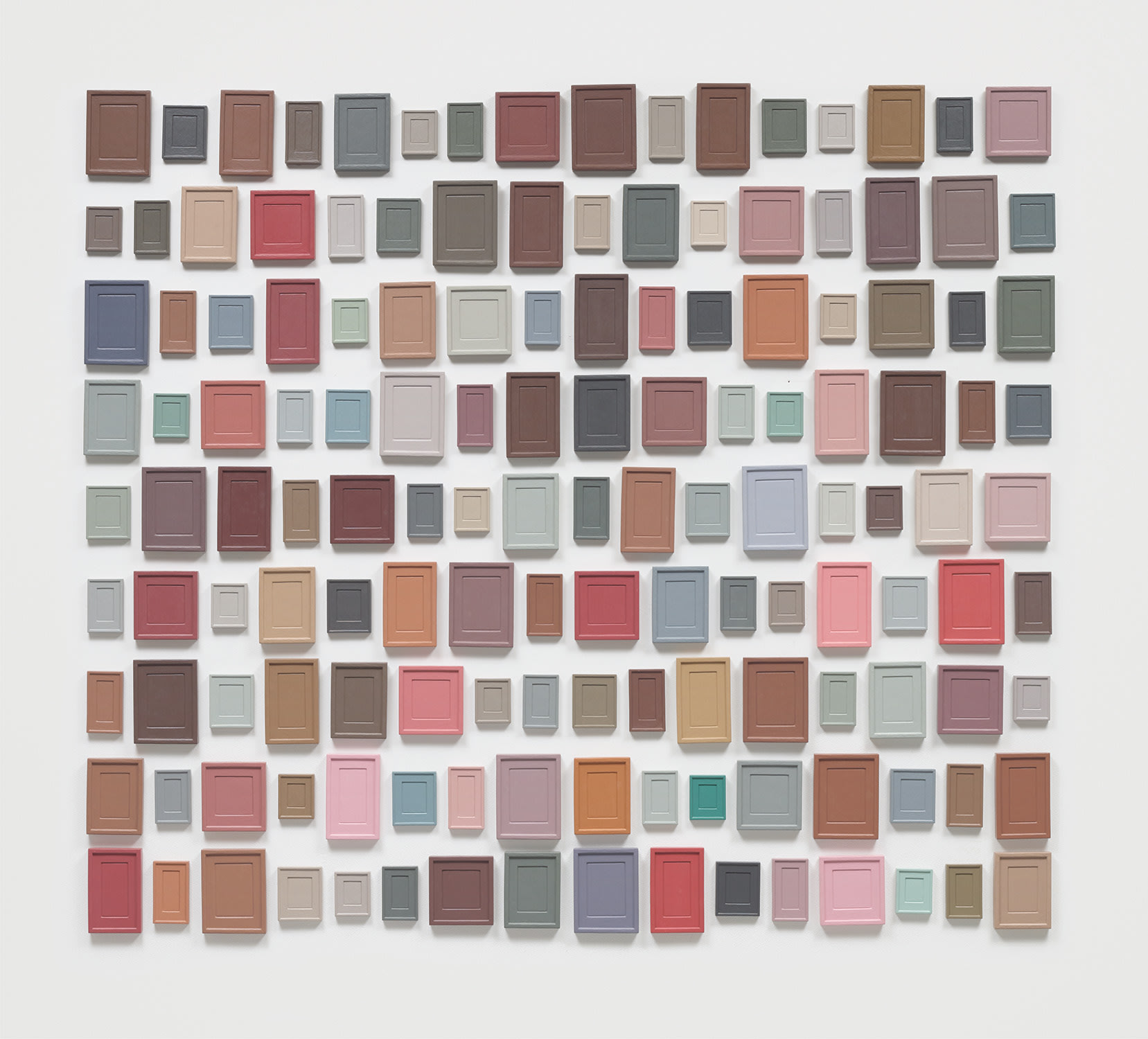 <p><strong>ALLAN MCCOLLUM </strong><em>The Plaster Surrogates</em>, 1988</p>
