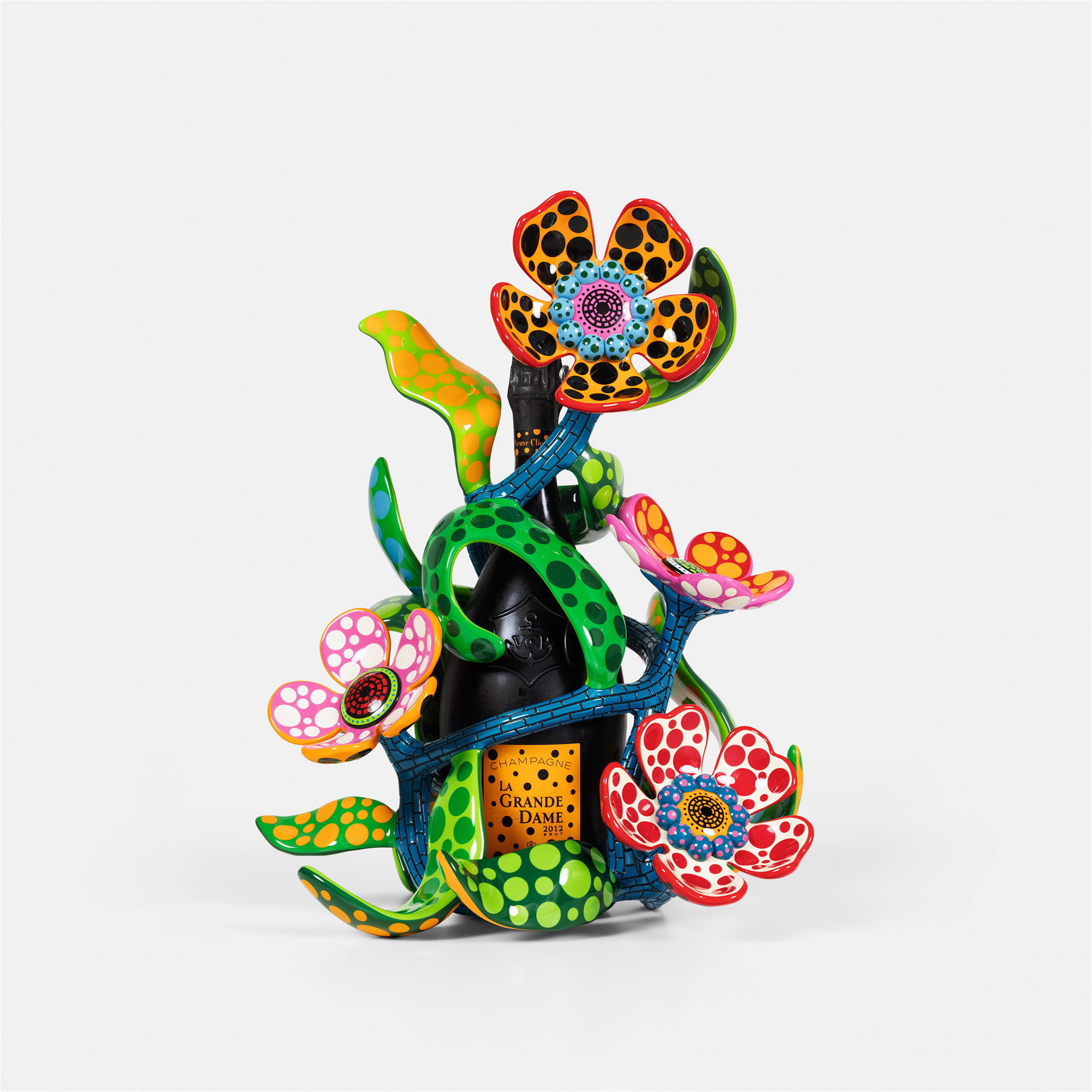 <p><strong>YAYOI KUSAMA X VEUVE CLICQUOT LA GRANDE DAME</strong> <em>My Heart That Blooms in the Darkness of The Night,</em> 2020</p>