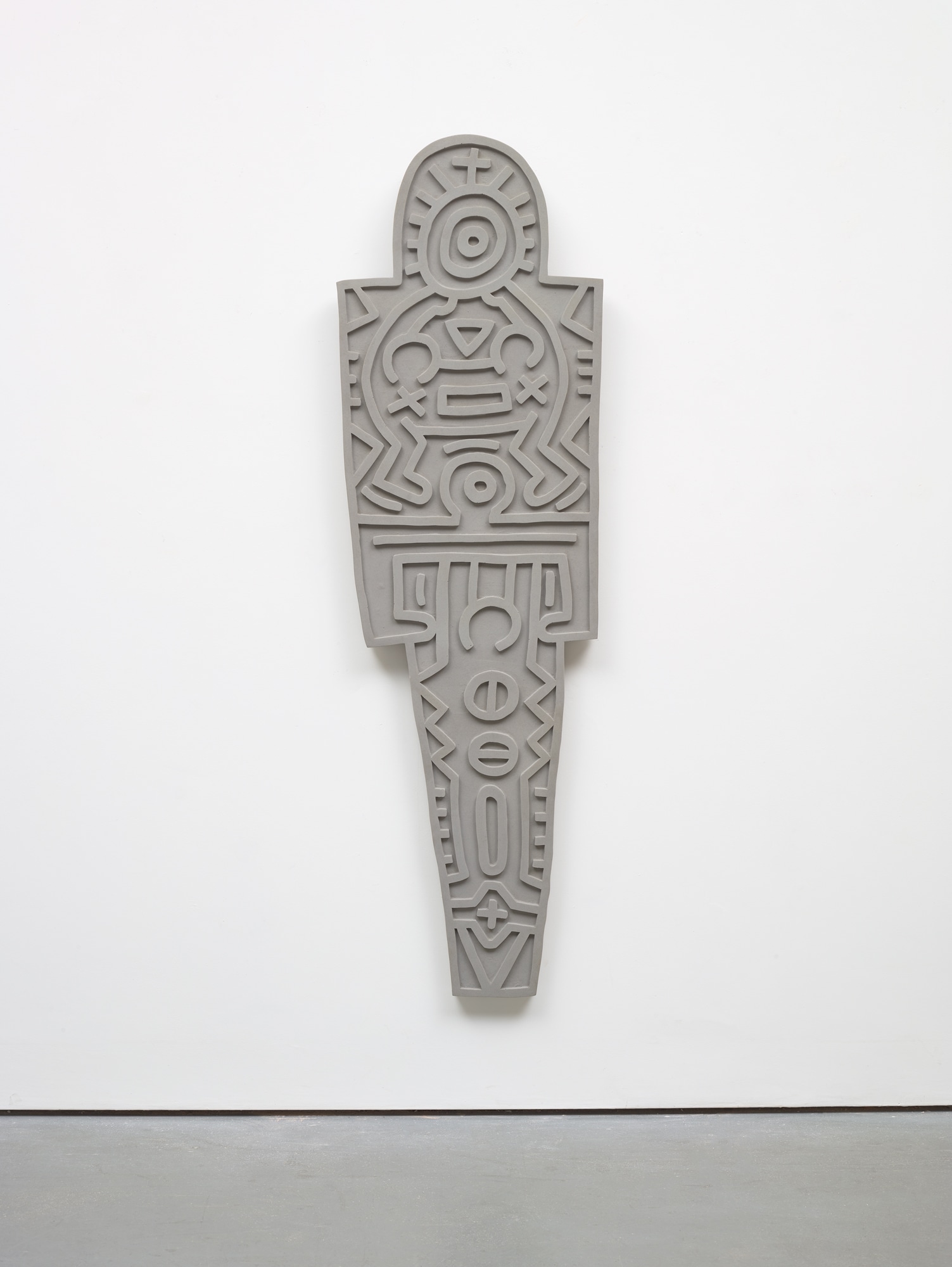 <p><strong>KEITH HARING</strong> <em>Totem (Concrete)</em>, 1989</p>