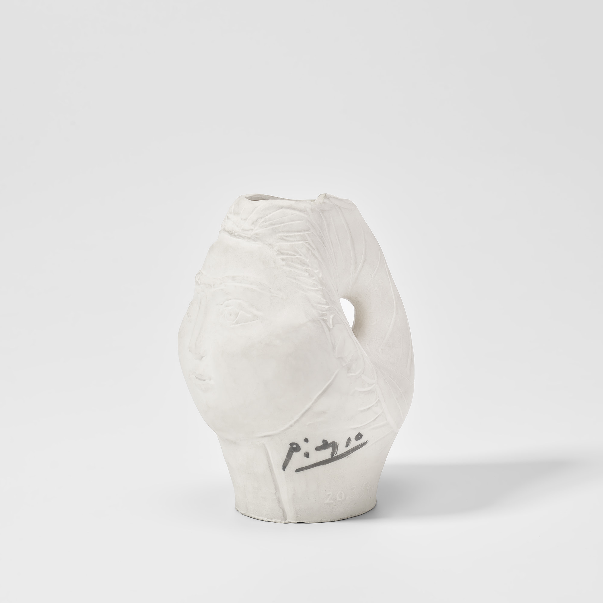 <p><strong>PABLO PICASSO</strong> <em>T&ecirc;te de femme couronn&eacute;e de fleurs (Woman&#39;s Head Crowned with Flowers), </em>1954</p>
