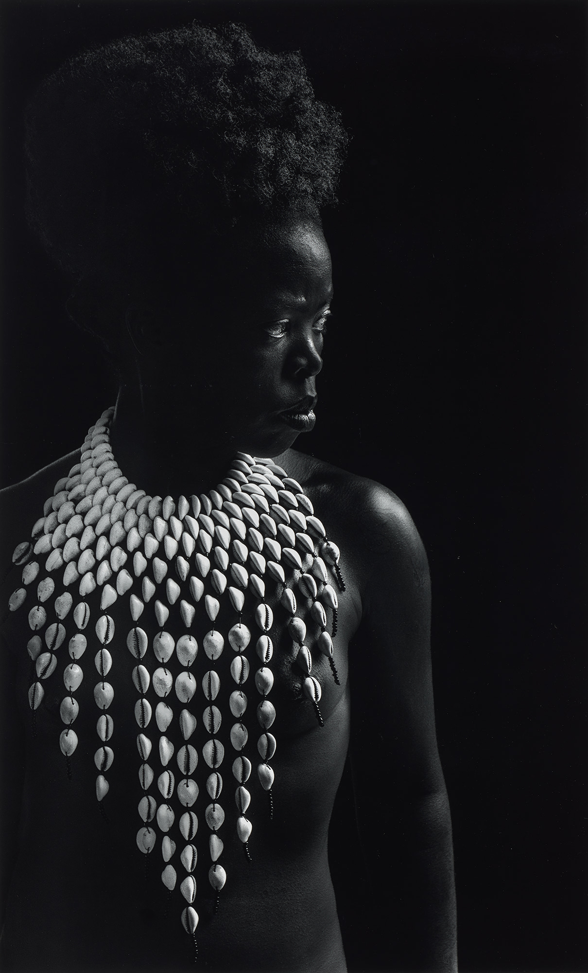 <p><strong>ZANELE MUHOLI&nbsp;</strong><em>Zodwa, Paris from Somnyama Ngonyama</em>, 2014</p>
