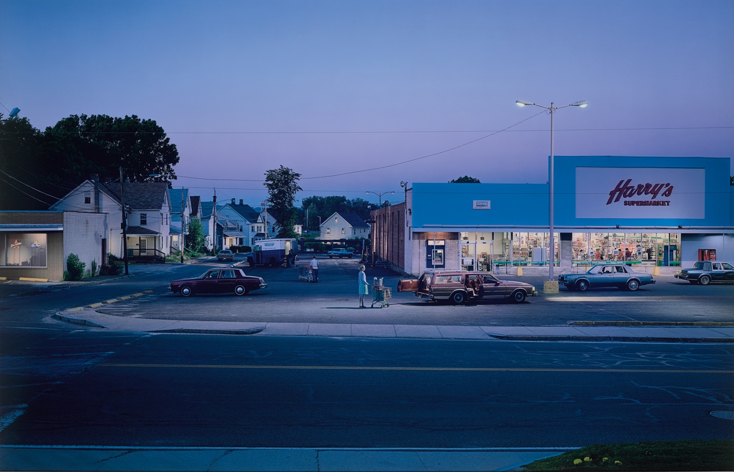 <p><strong>&nbsp;GREGORY CREWDSON </strong><em>Untitled</em>,<strong> </strong>2004</p>
