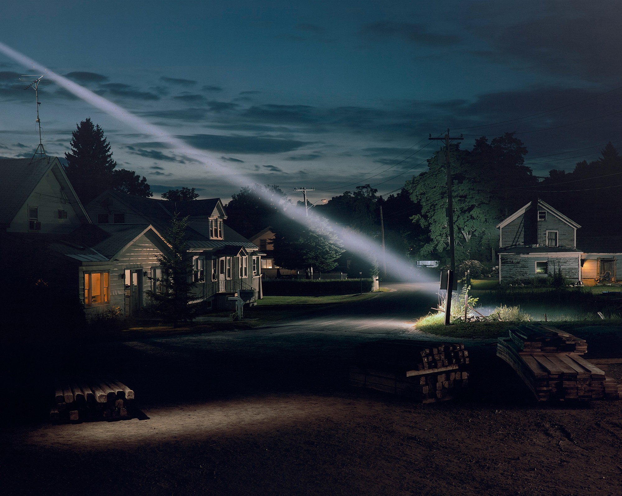 <p><strong>GREGORY CREWDSON</strong> <em>Untitled</em>, 2001</p>
