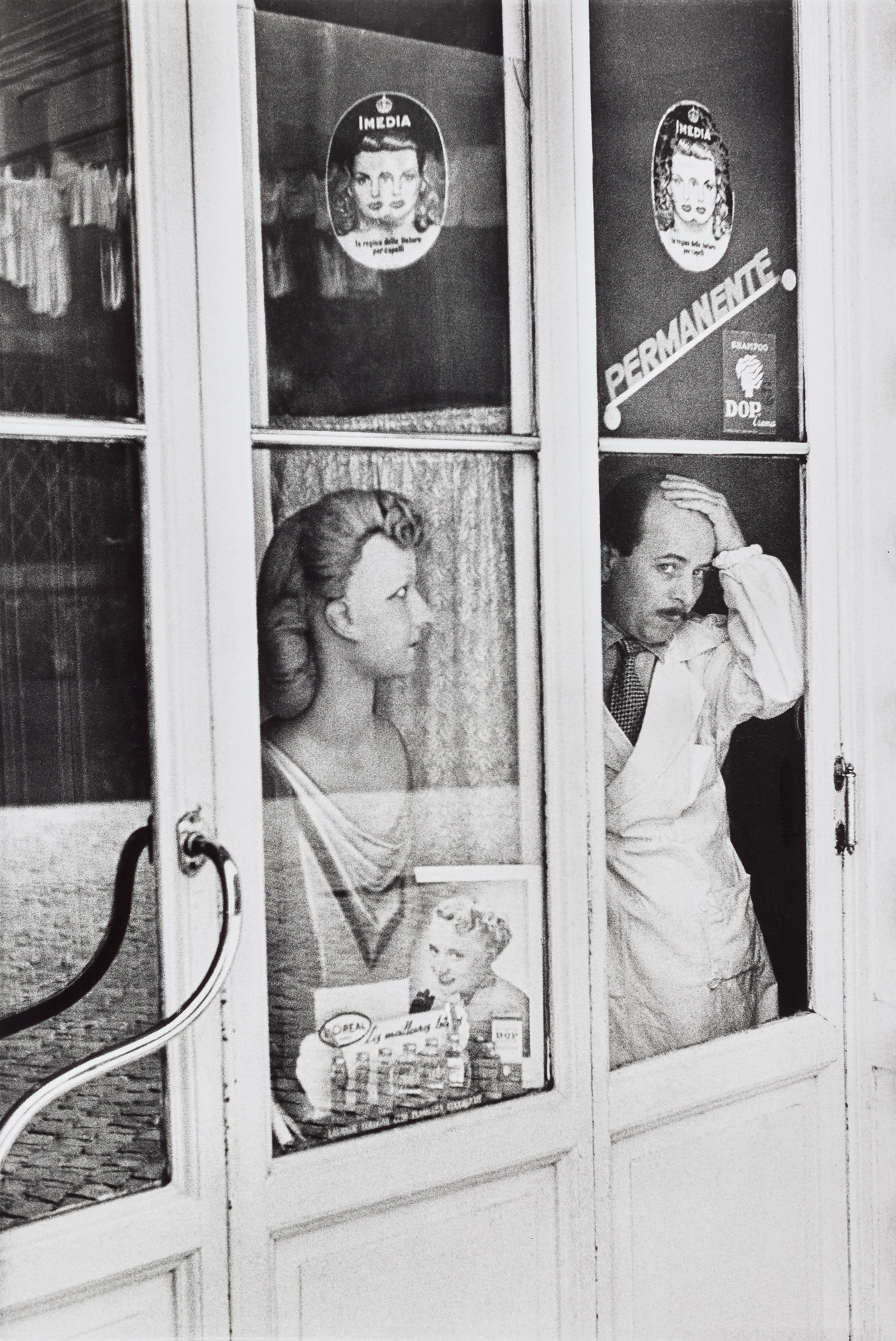 <p><strong>HENRI CARTIER-BRESSON</strong> <em>Rome, Italy</em>, 1959</p>