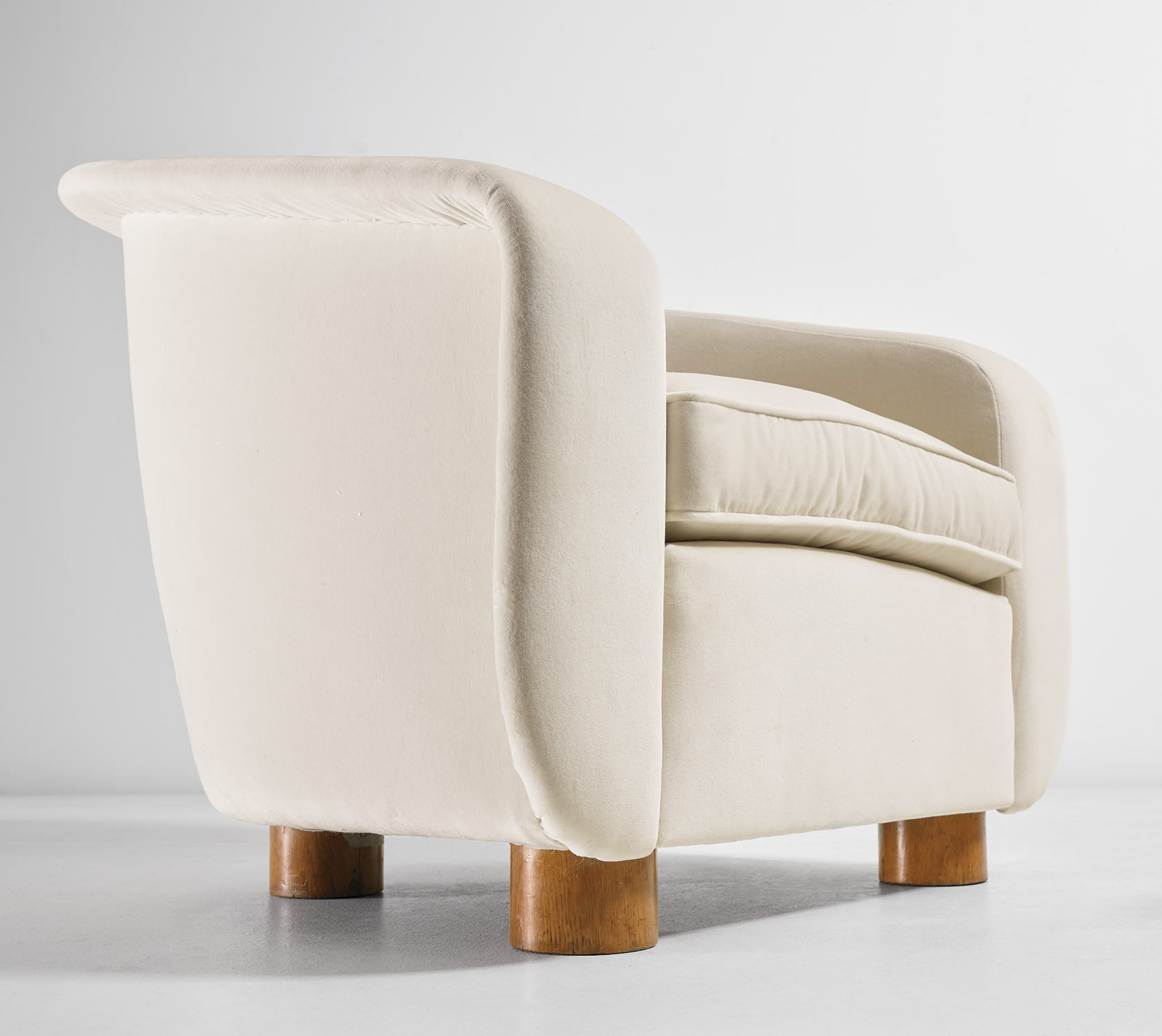 Jean Royere ジャンロワイエ　decorateur a Paris Jean Royère Design