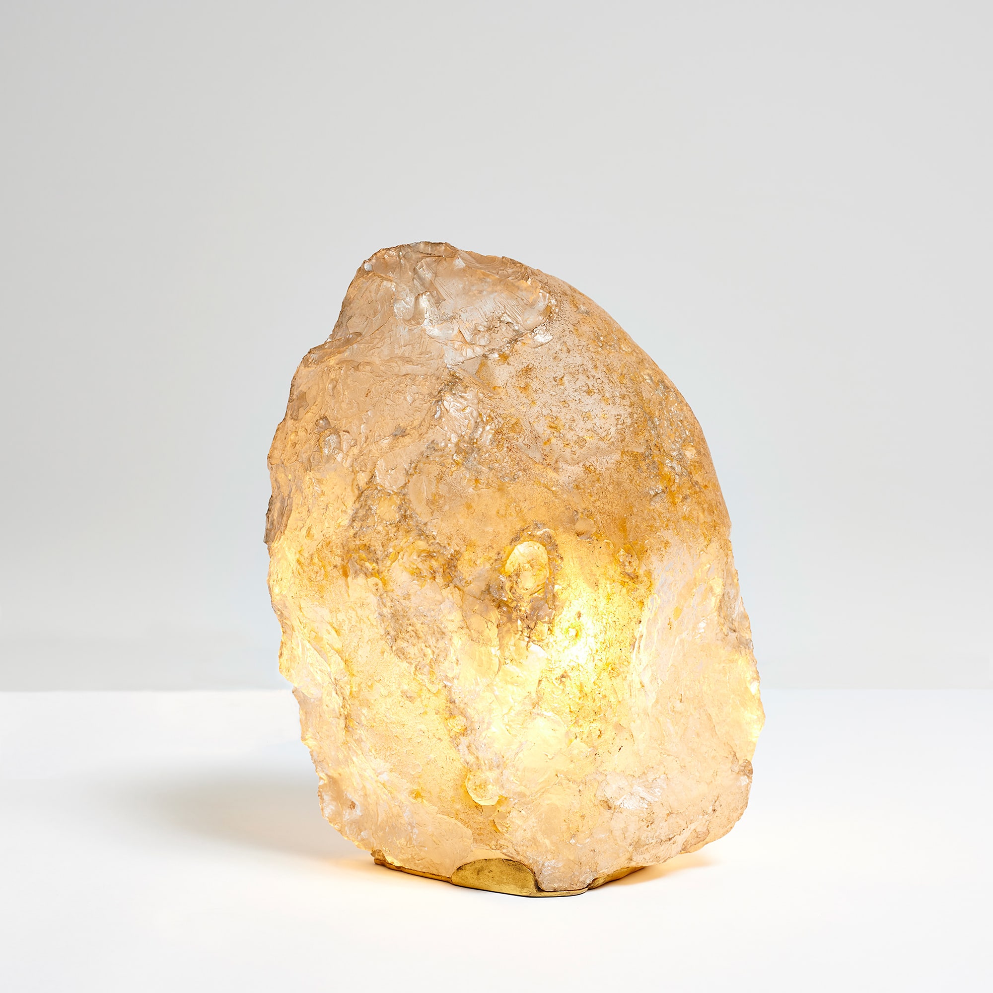 <p><strong>JEAN-MICHEL FRANK</strong><em> Unique table lamp</em>, circa 1929</p>