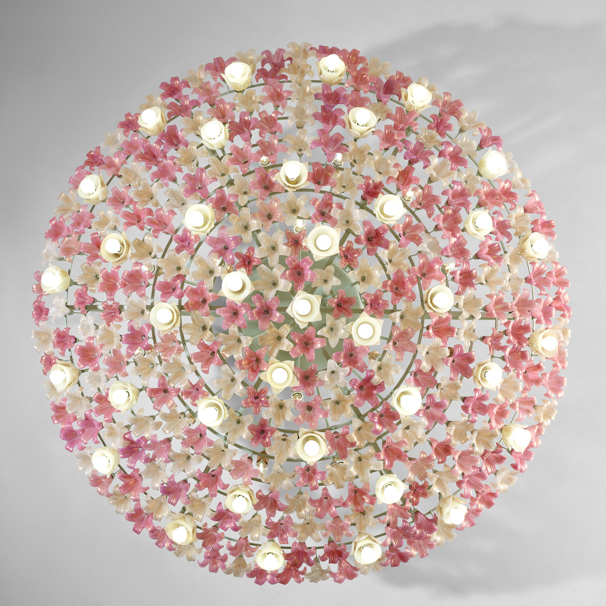 <p><strong>BAROVIER & TOSO (CO.)</strong> <em>Unique monumental ceiling light, from the Casinò di Campione</em>, 1950s</p>