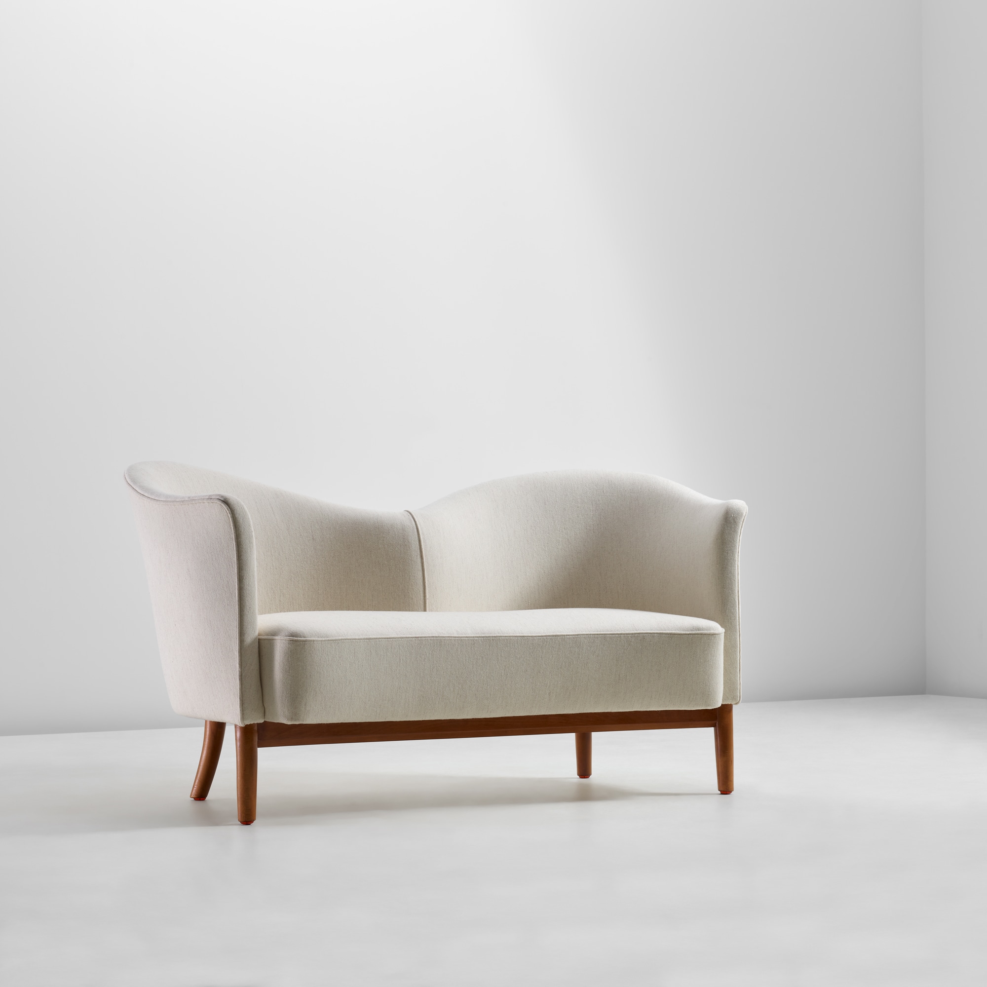<p><strong>NANNA AND JØRGEN DITZEL </strong><em>Rare two-seater sofa</em>, 1949</p>