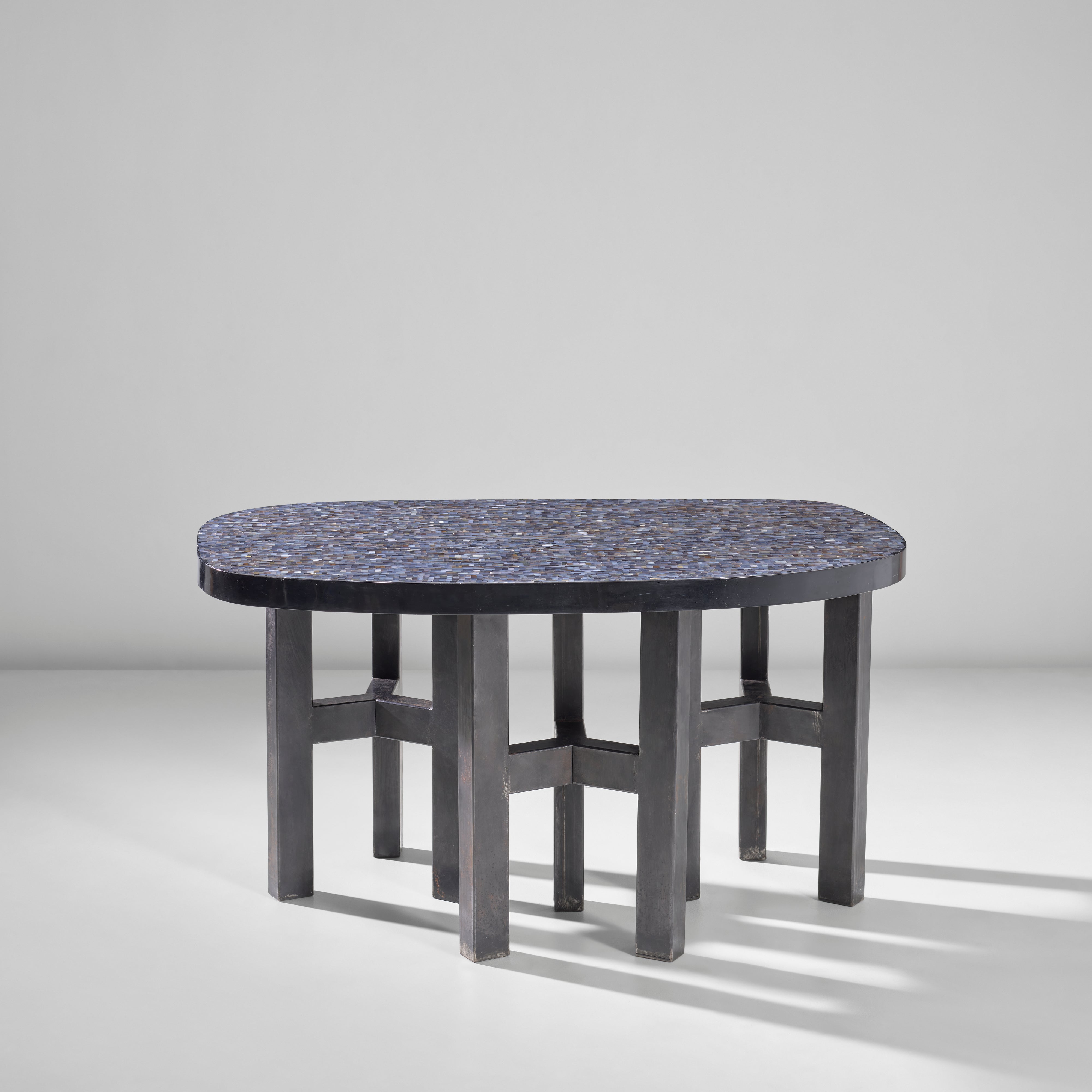 Ado Chale, Table