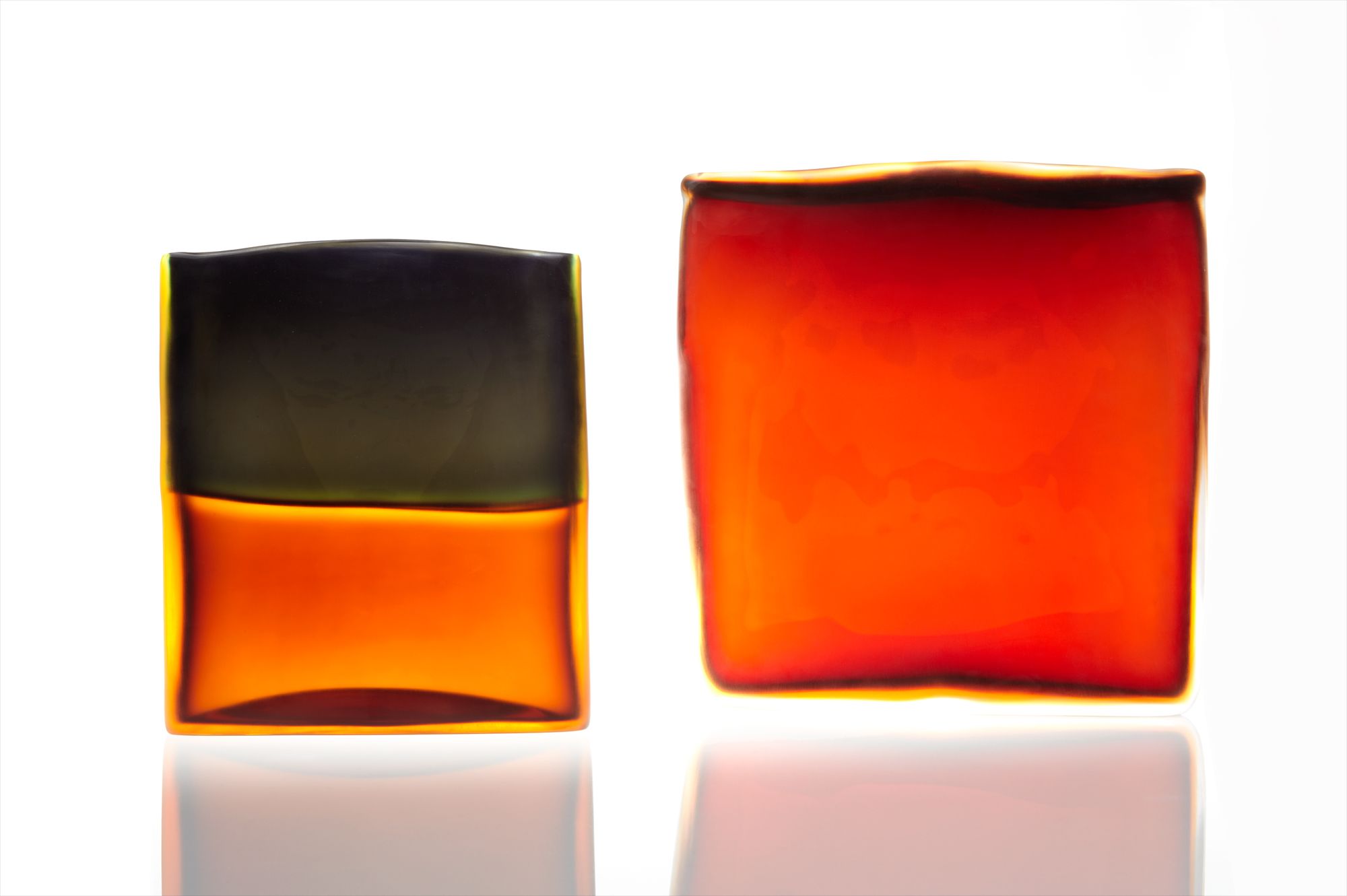 <b>LAURA DE SANTILLANA</b> <i>Unititled</i>, 2000