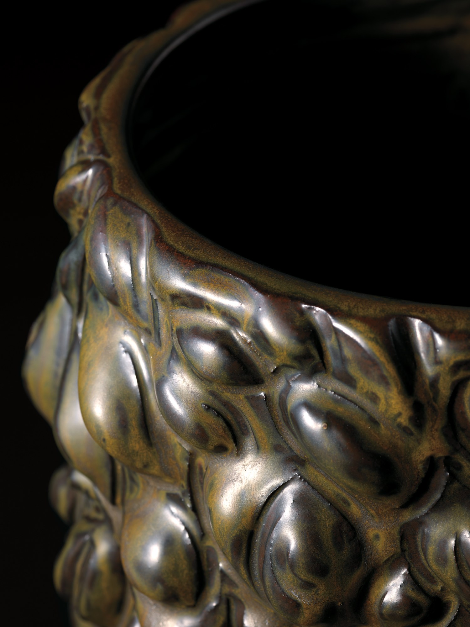 <p><strong>AXEL SALTO</strong> <em>Unique vase in the 'Budding' style</em>, 1940s</p>