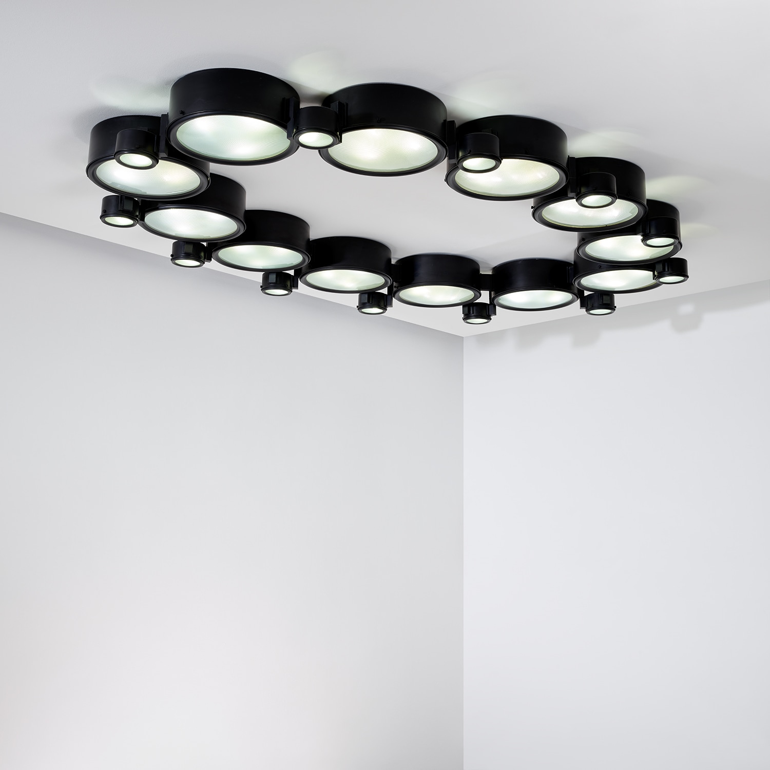 ホビー・楽器・アート Paris apartment Studio B.B.P.R. Design