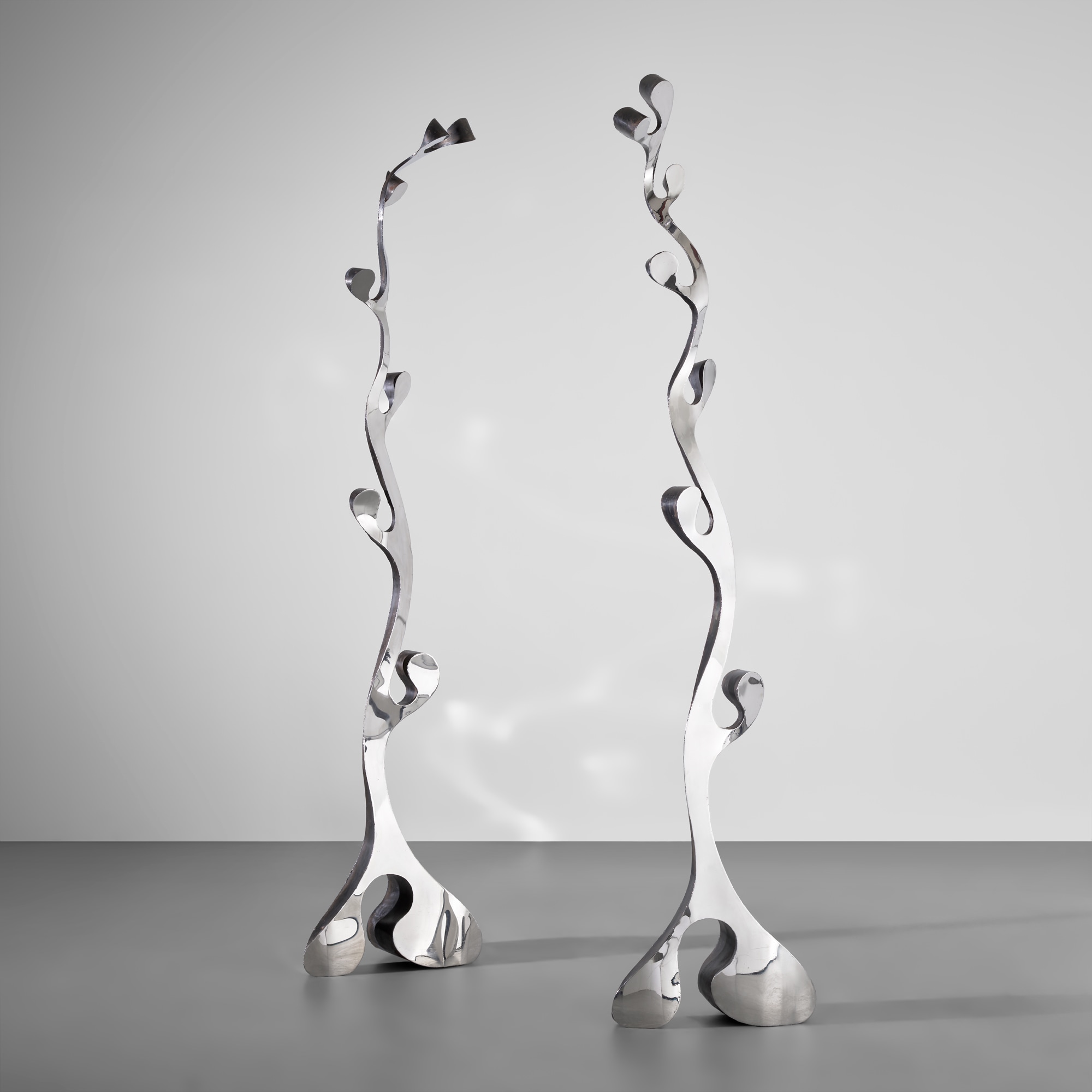 <p><strong>RON ARAD</strong>&nbsp;<em>Unique pair of monumental&nbsp;sculptures, from the &#39;Volume&#39; series,</em>&nbsp;circa 1988</p>
