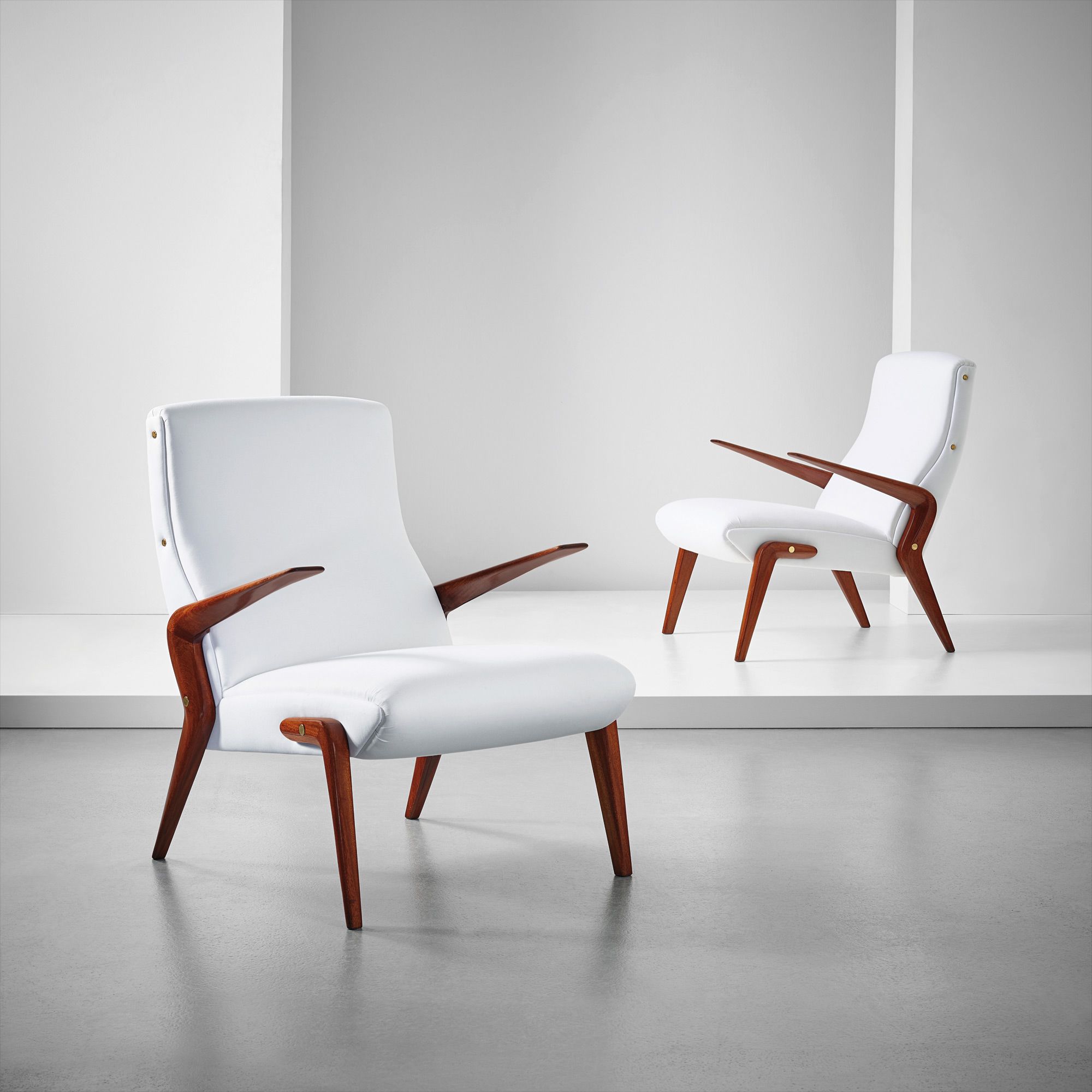 <b>OSVALDO BORSANI</b> <i>Pair of armchairs, model no. P71</i>, circa 1948