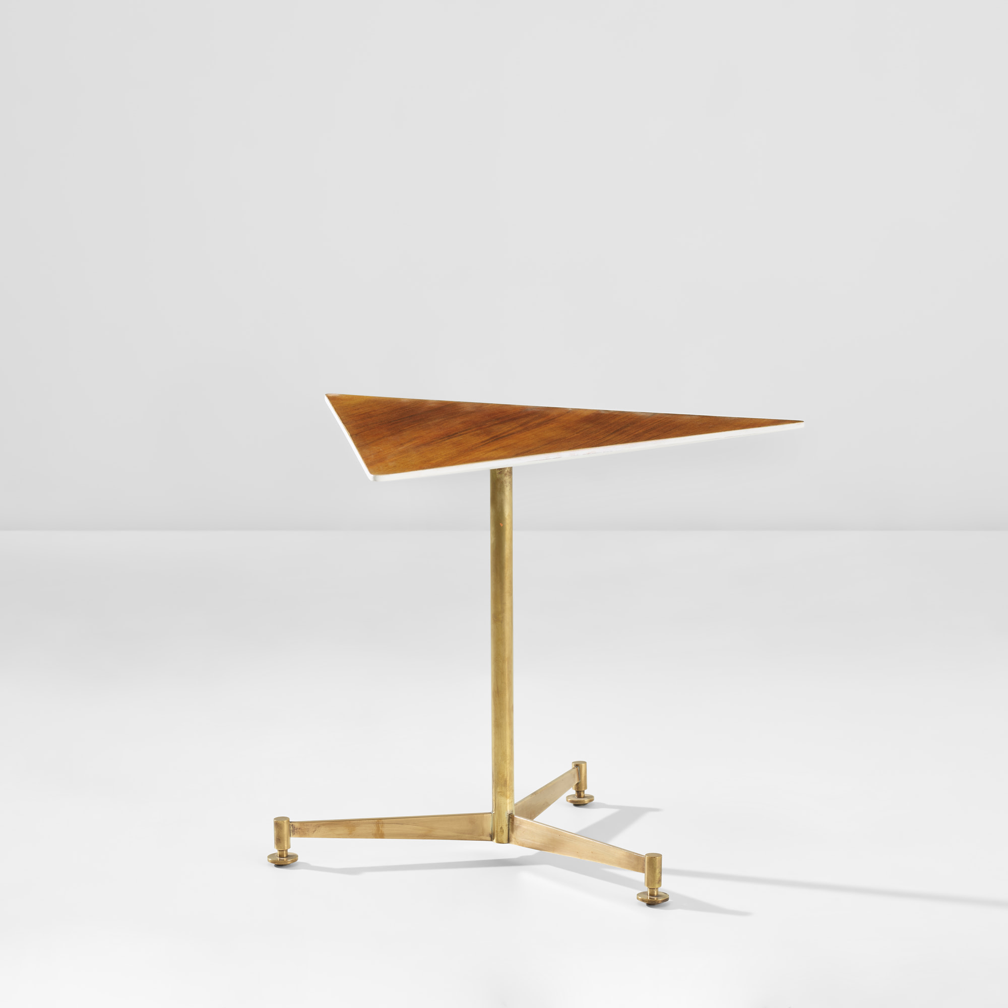 <p><strong>GIO PONTI</strong>&nbsp;<em>Side table</em>, circa 1955</p>
