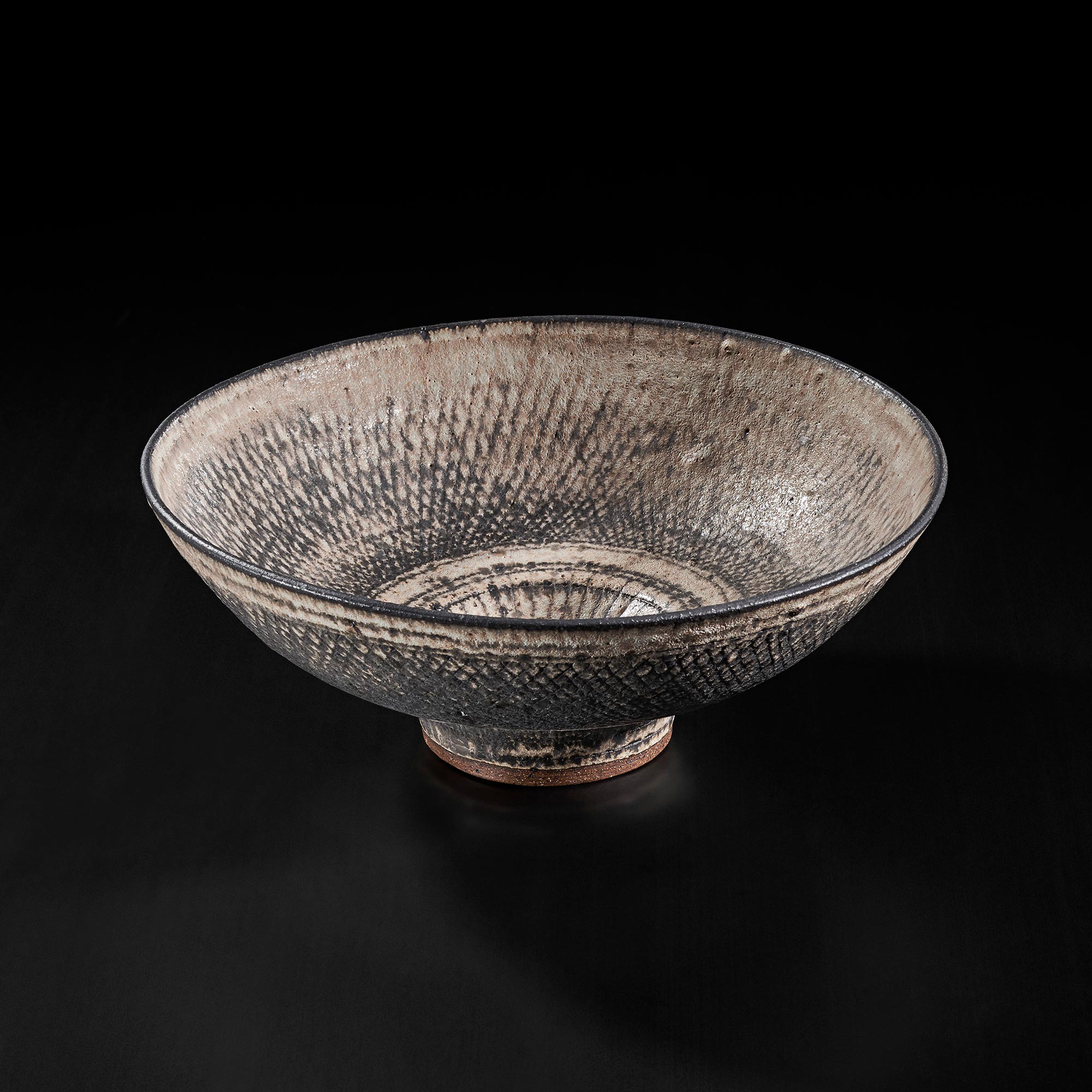 <b>LUCIE RIE</b> Monumental 'knitted' bowl
